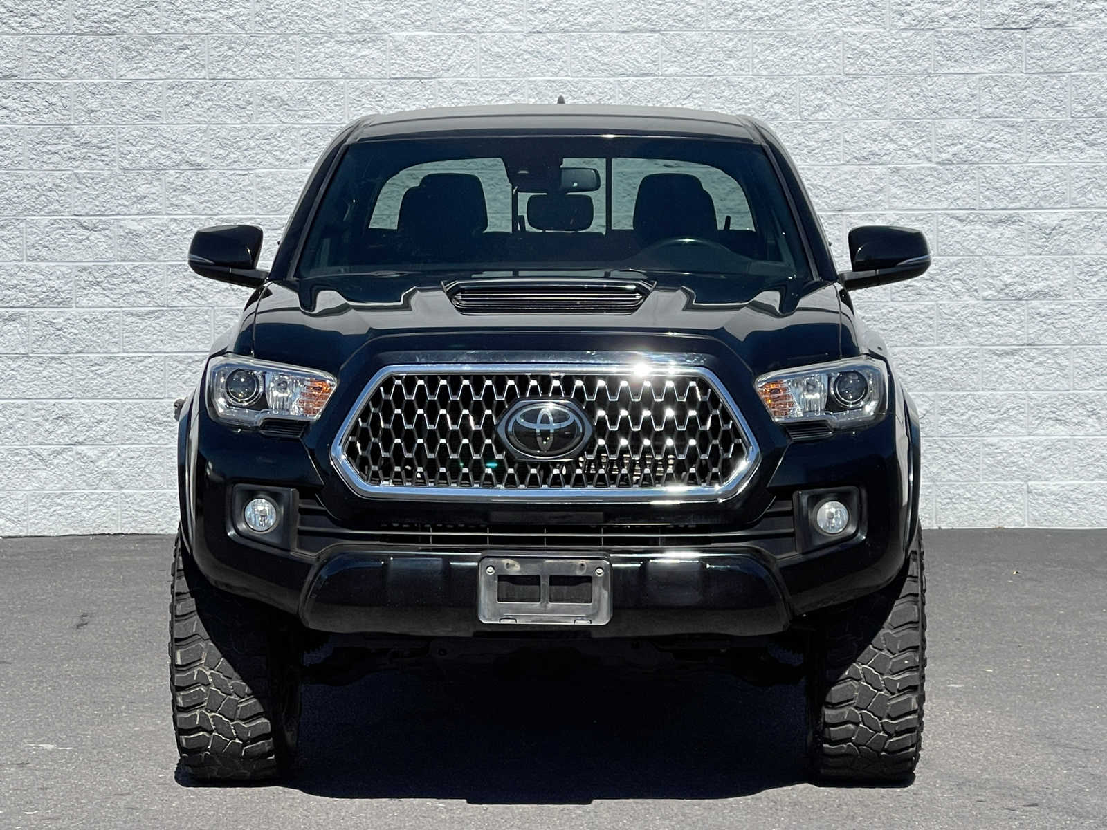 Used 2019 Toyota Tacoma TRD Sport with VIN 3TMCZ5AN2KM277341 for sale in Klamath Falls, OR