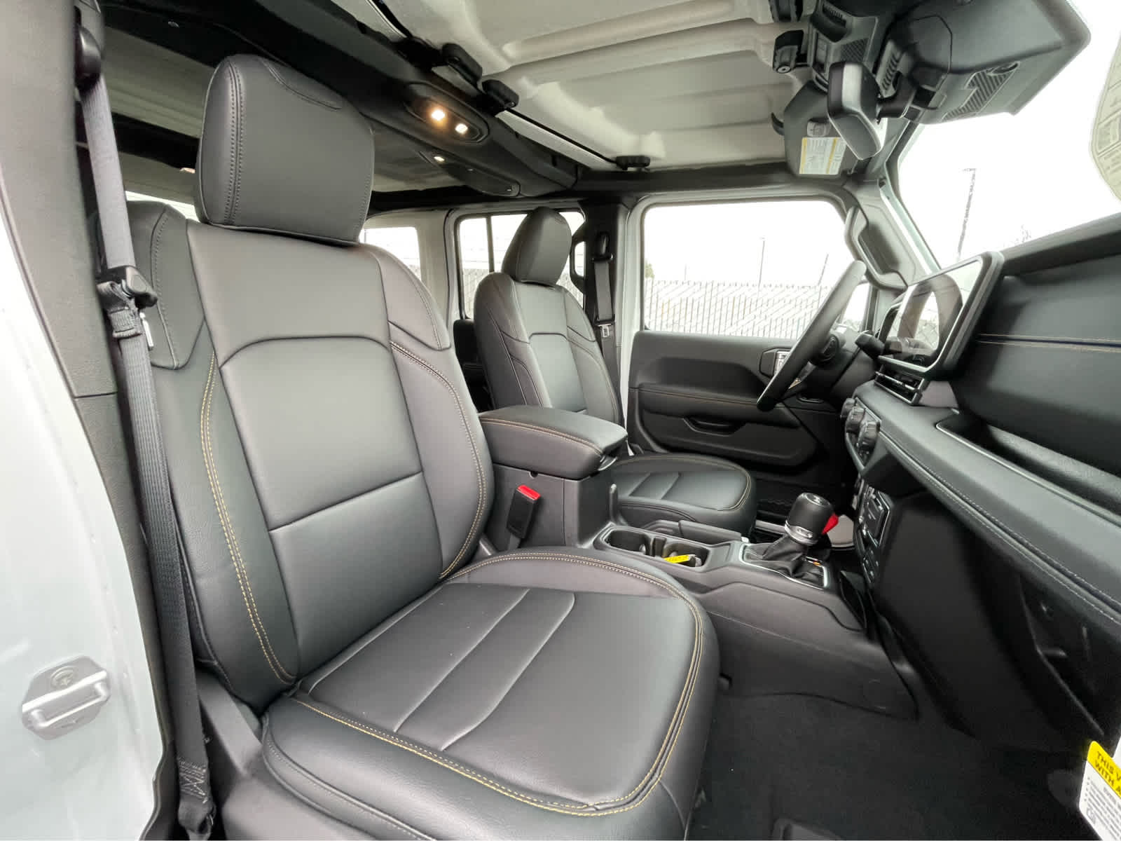 Thumbnail: 2025 Jeep Wrangler - 28