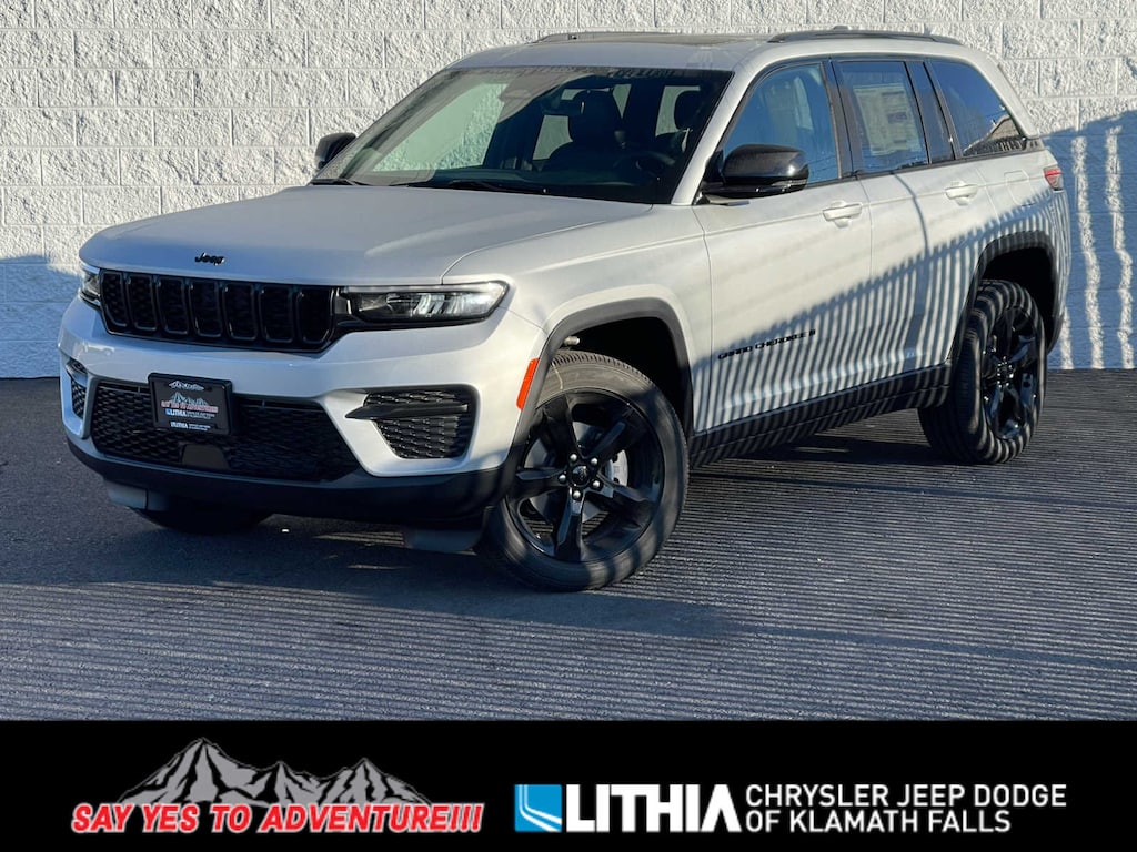 New 2025 Jeep Grand Cherokee ALTITUDE X 4X4 Sport Utility
