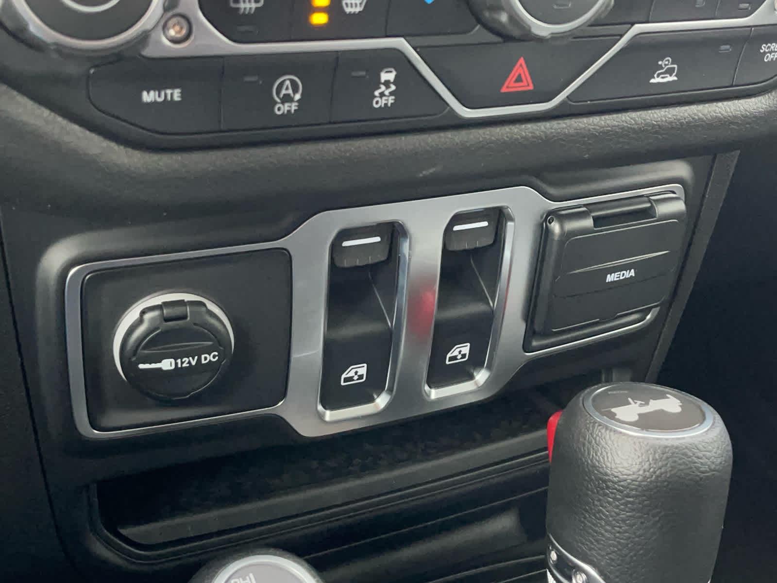 Thumbnail: 2026 Jeep Wrangler - 17