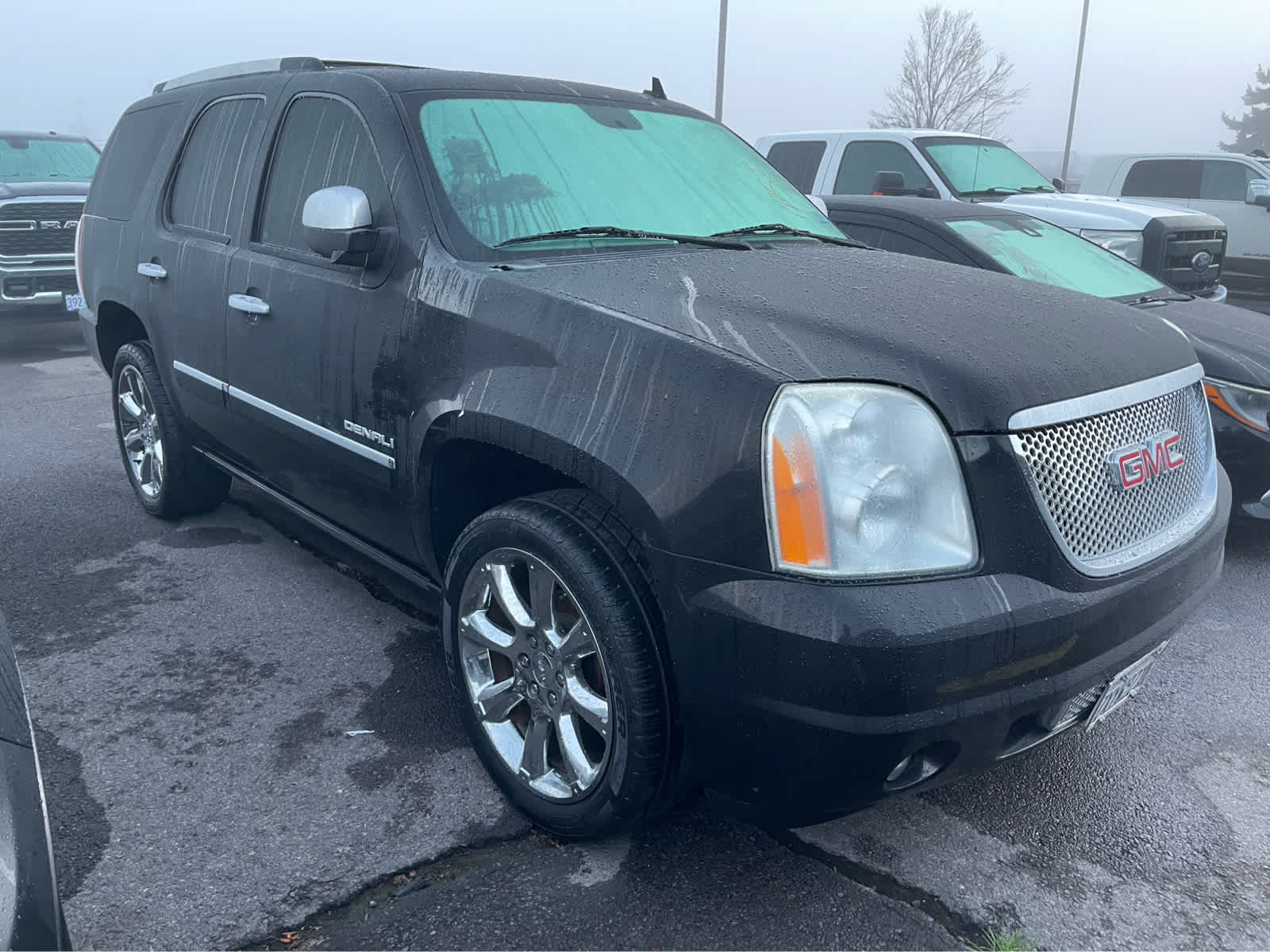2013 Gmc Yukon Denali photo 3