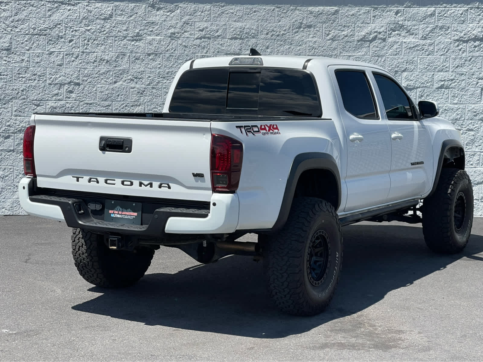 Thumbnail: 2019 Toyota Tacoma - 7