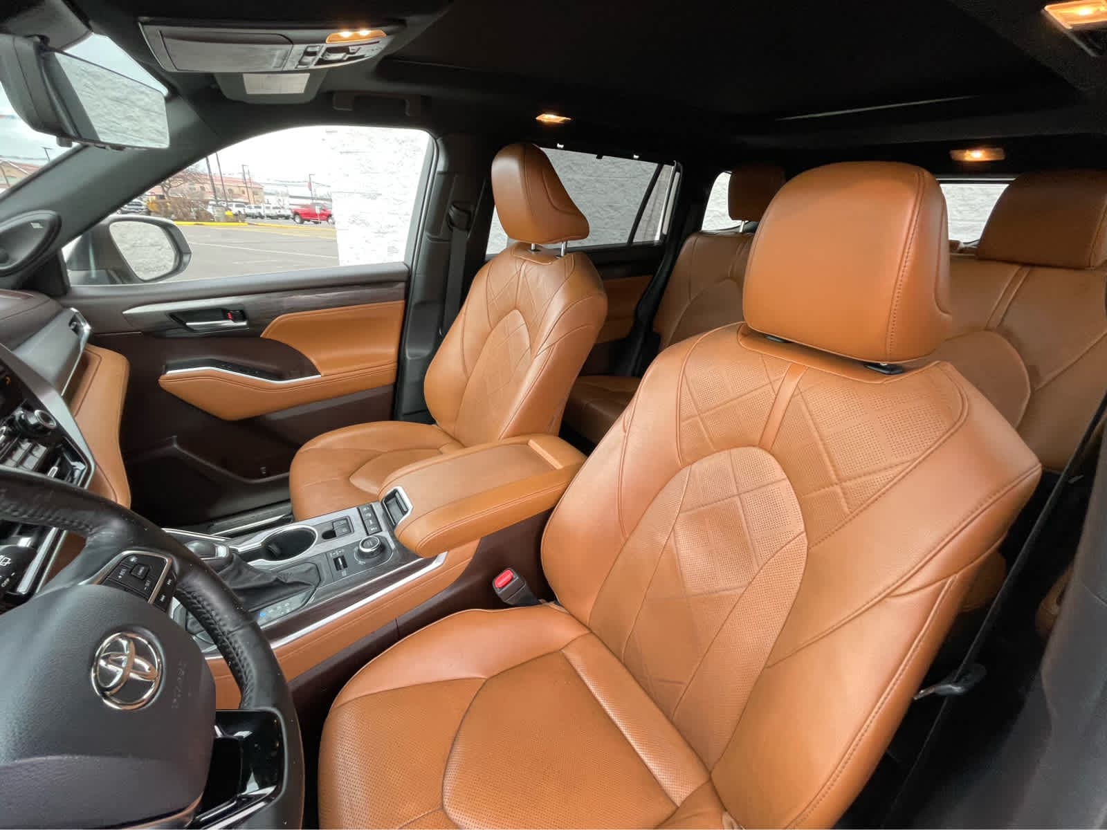 Thumbnail: 2021 Toyota Highlander - 22