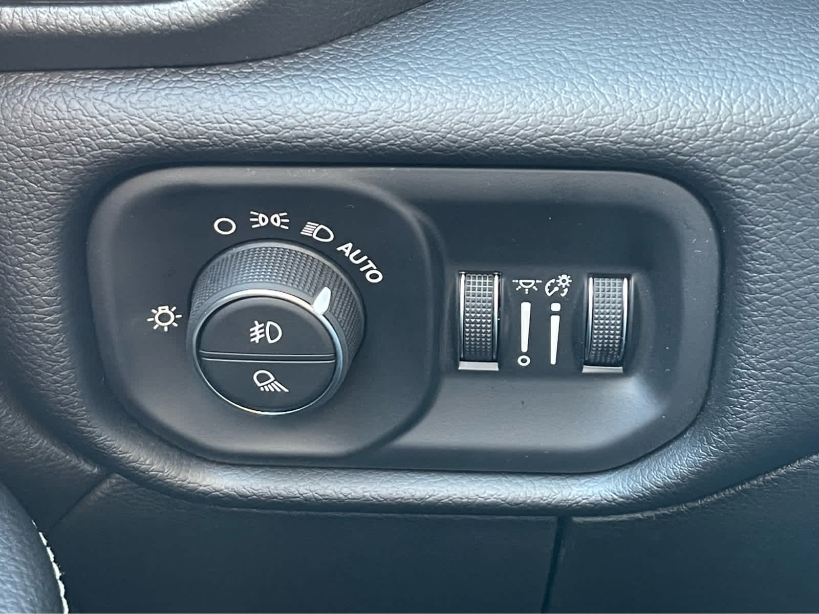 Thumbnail: 2026 RAM 2500 - 19