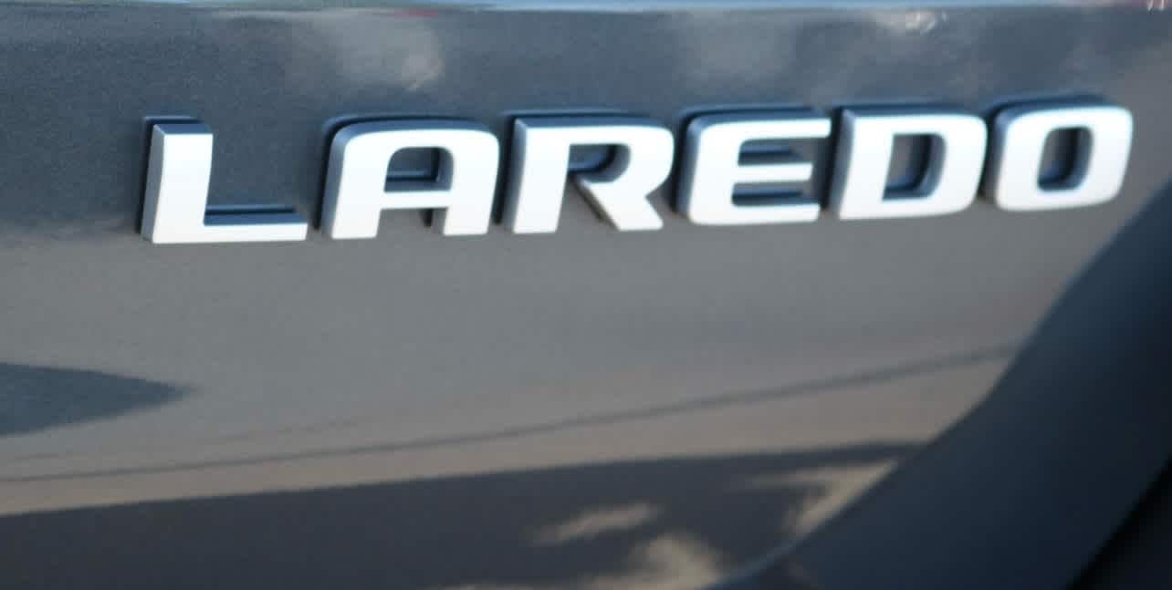 Thumbnail: 2026 Jeep Grand Cherokee - 10