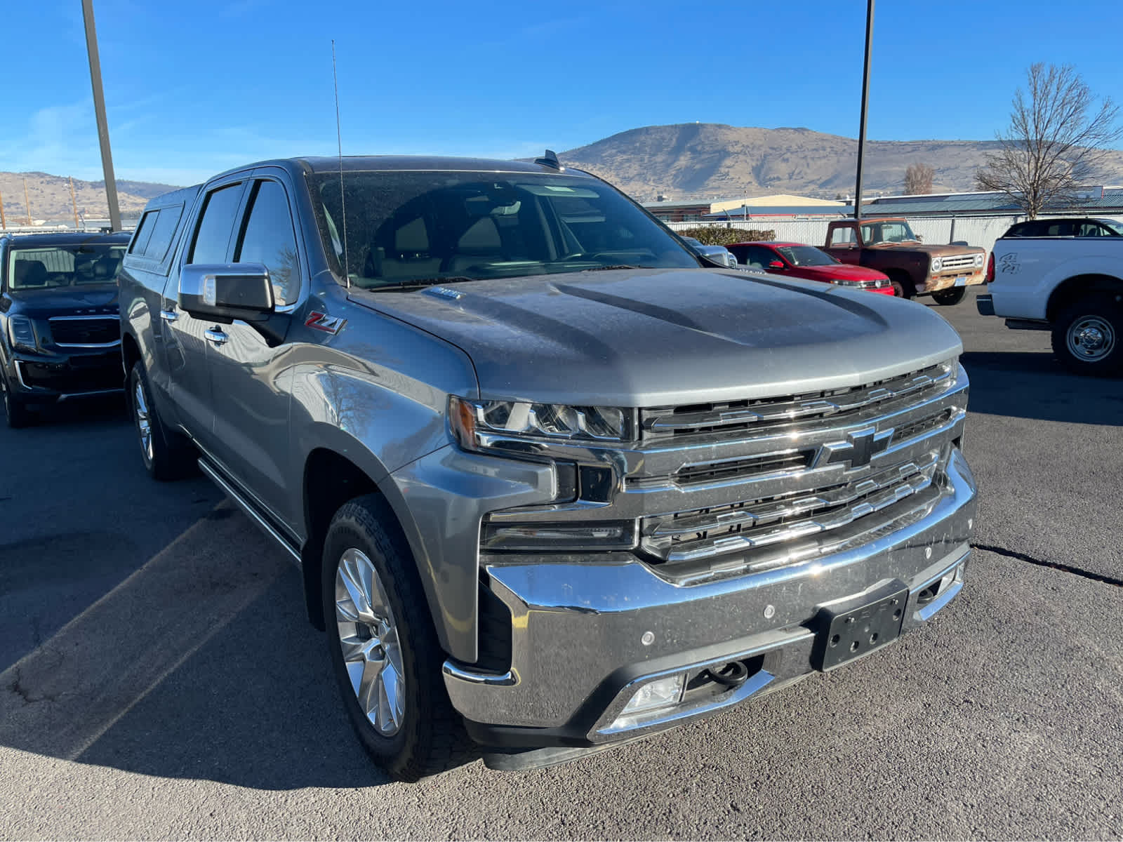 Thumbnail: 2021 Chevrolet Silverado 1500 - 3
