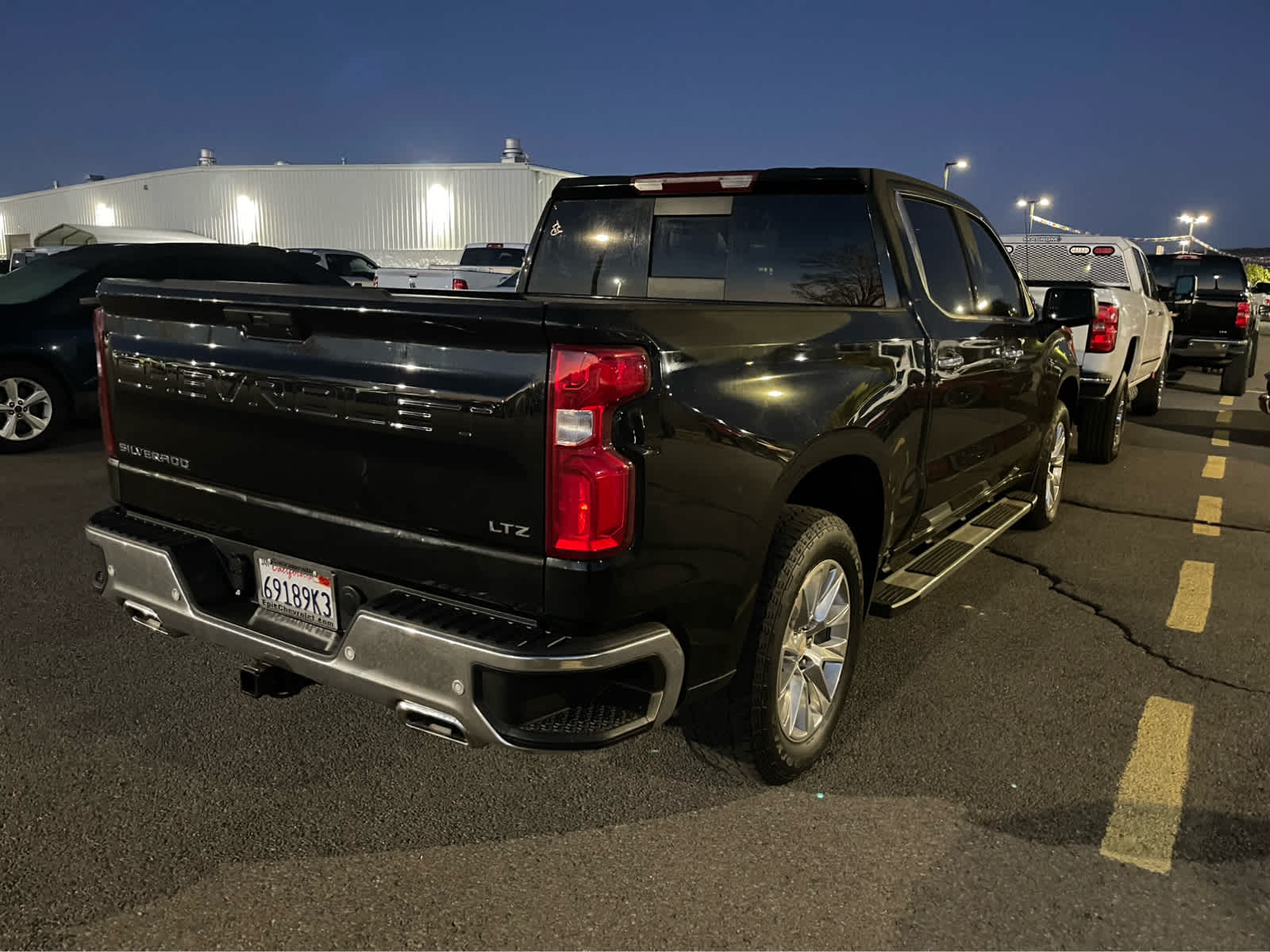2022 Chevrolet Silverado 1500 LTZ photo 3