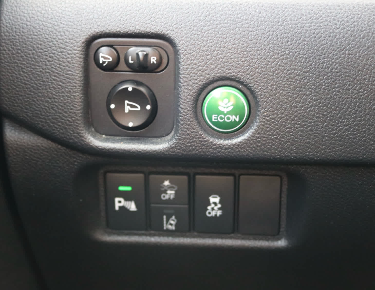 Thumbnail: 2019 Honda Pilot - 20