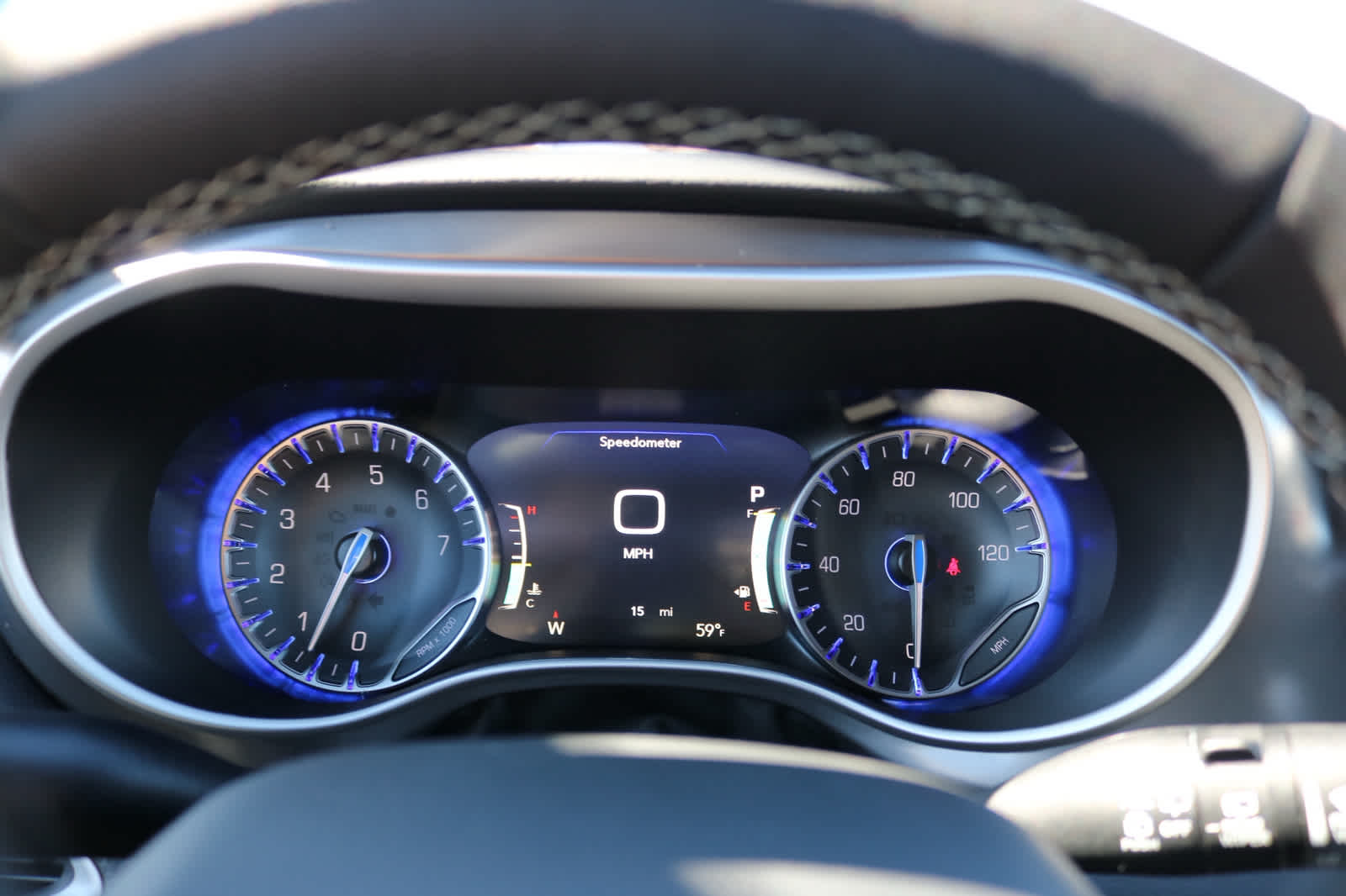 Thumbnail: 2026 Chrysler Voyager - 13