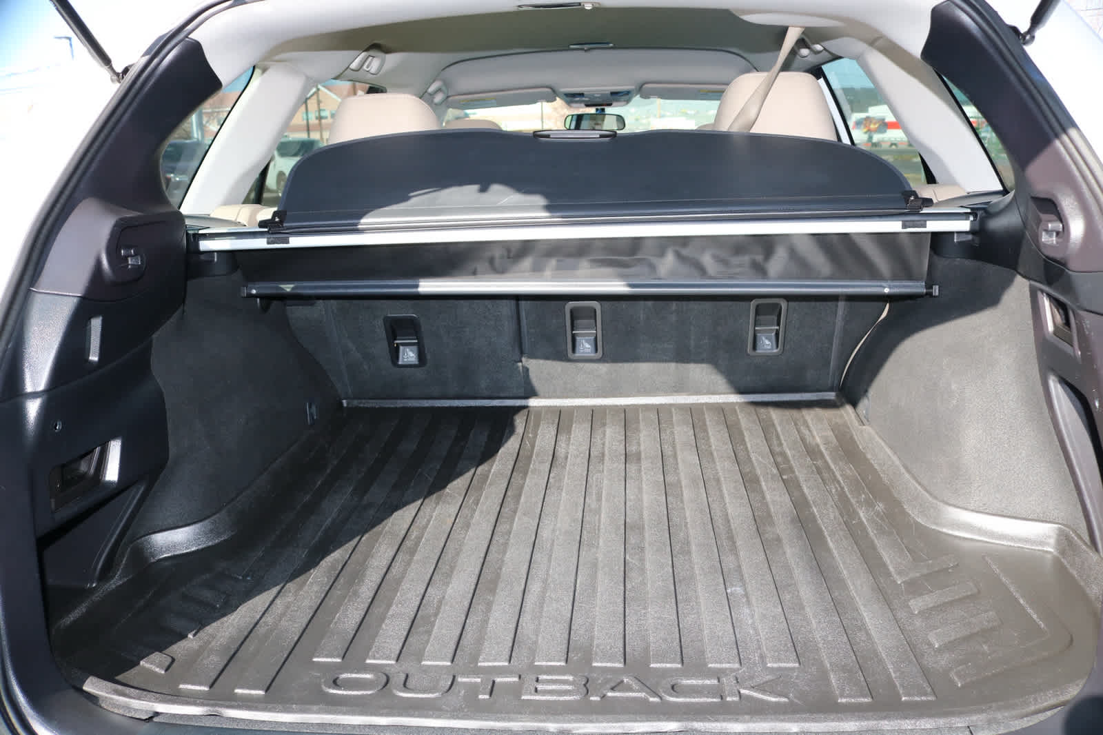 Thumbnail: 2017 Subaru Outback - 12