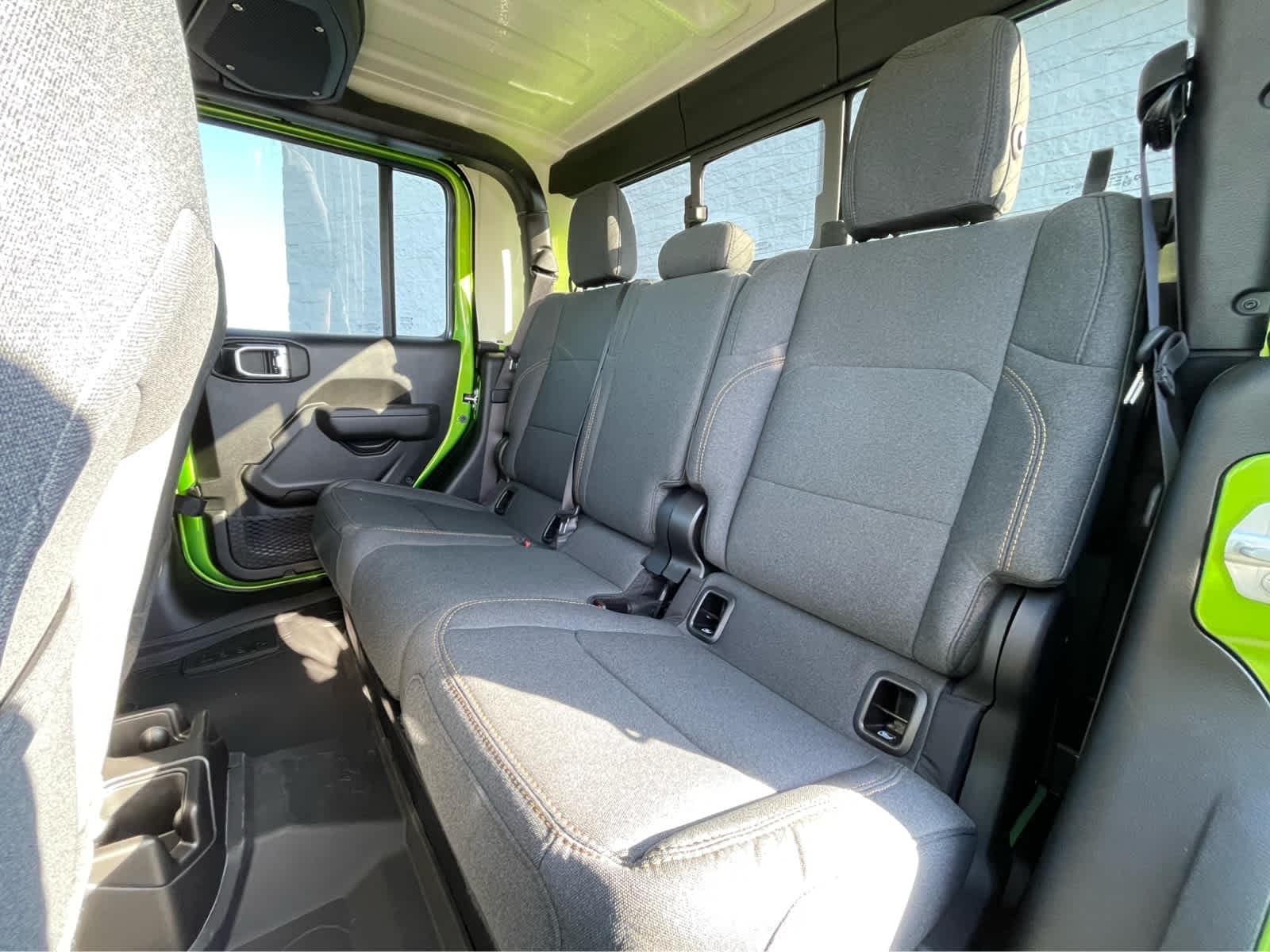 Thumbnail: 2025 Jeep Gladiator - 25