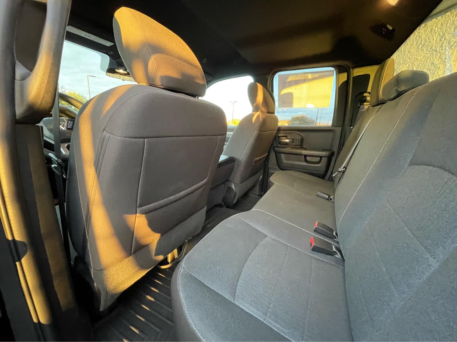 Thumbnail: 2022 RAM 1500 Classic - 23