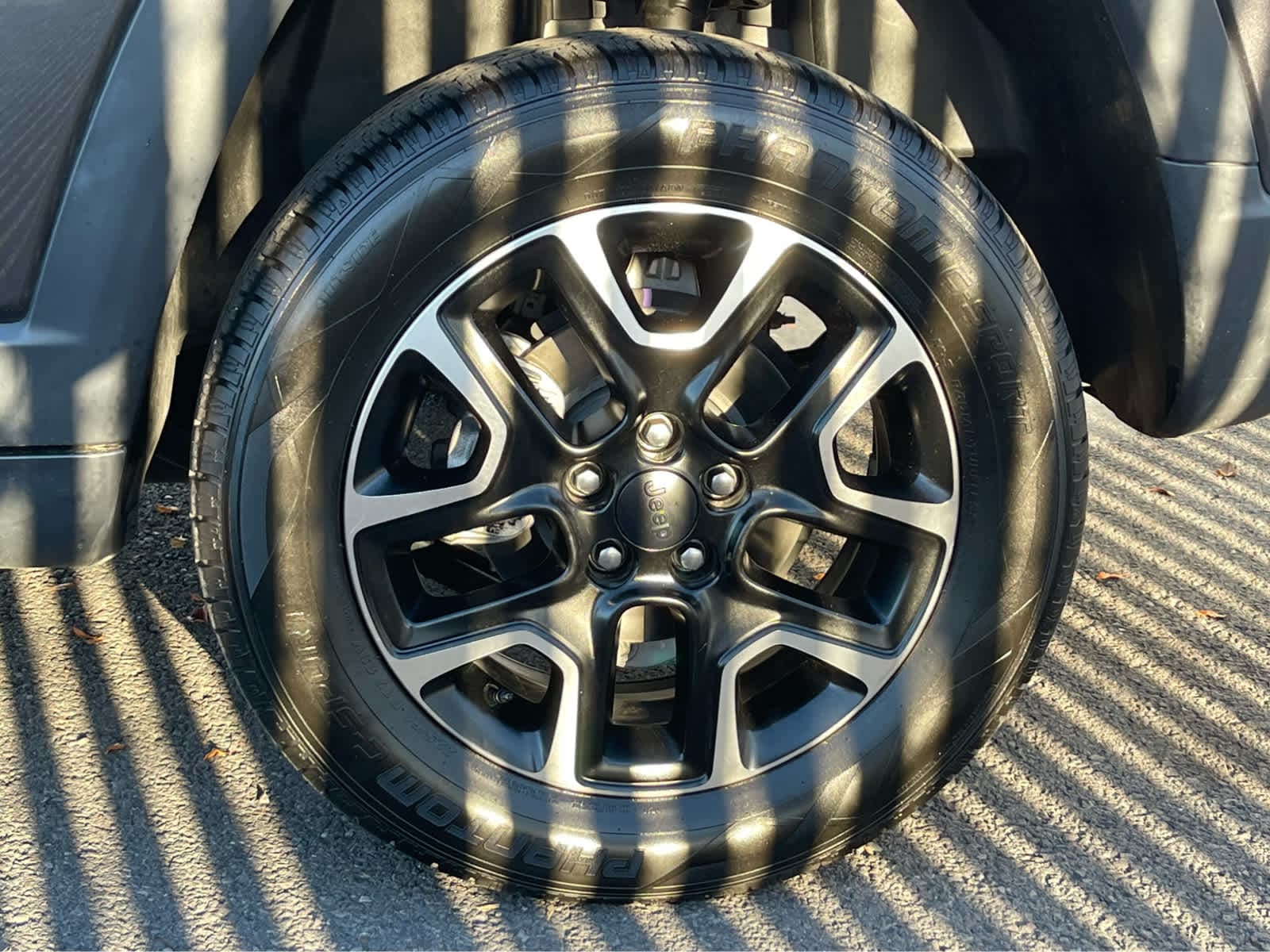 Thumbnail: 2020 Jeep Compass - 12