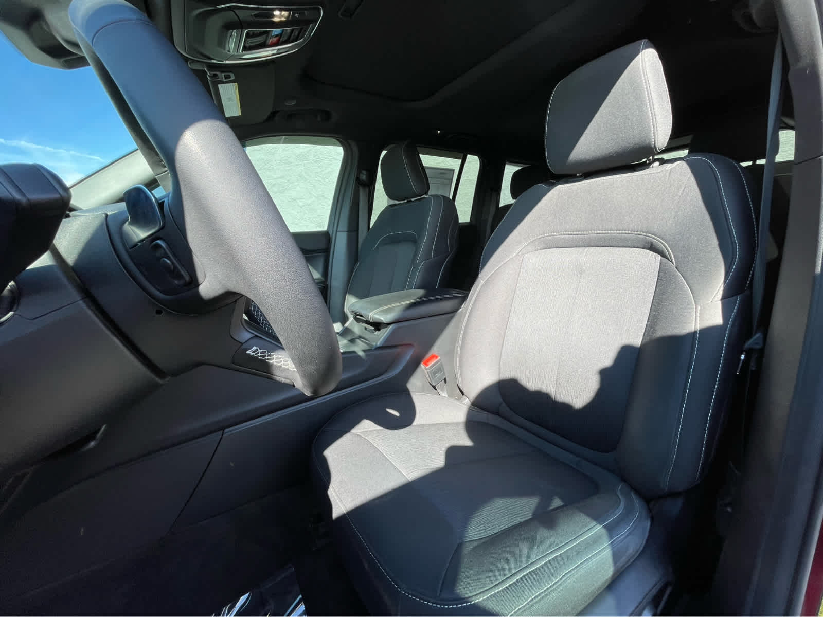 Thumbnail: 2025 Jeep Grand Cherokee - 23