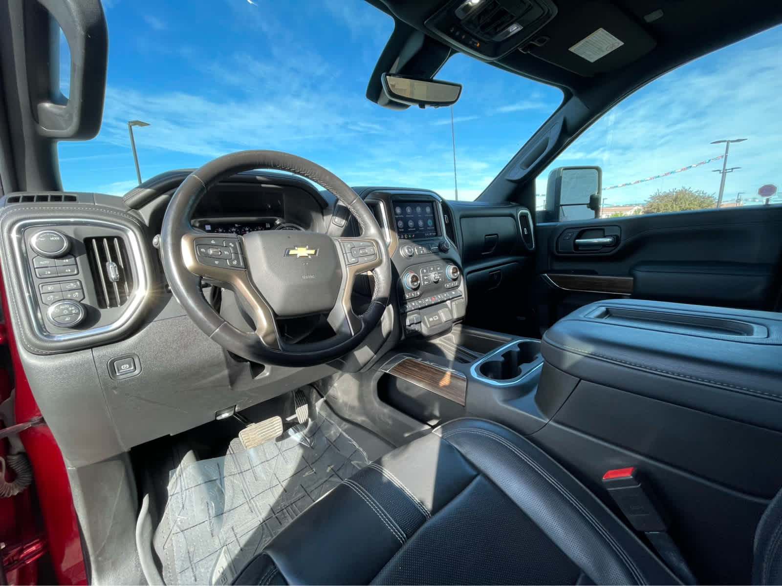 Used 2022 Chevrolet Silverado 2500HD High Country with VIN 1GC4YREY3NF347291 for sale in Klamath Falls, OR