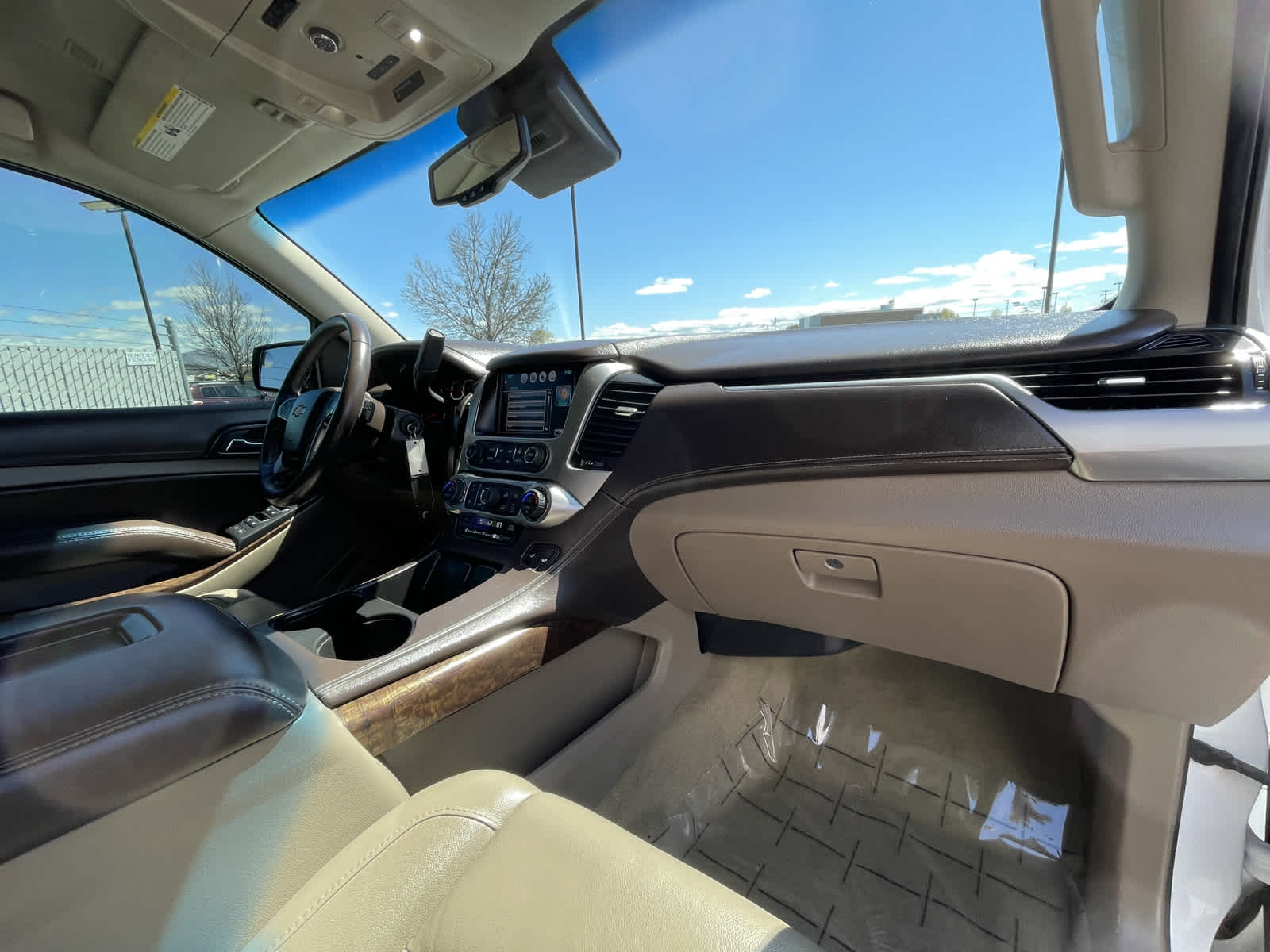 2016 Chevrolet Tahoe LT 24