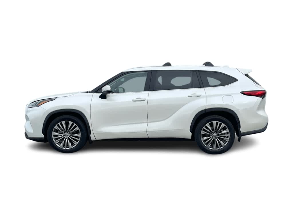 Thumbnail: 2021 Toyota Highlander - 4