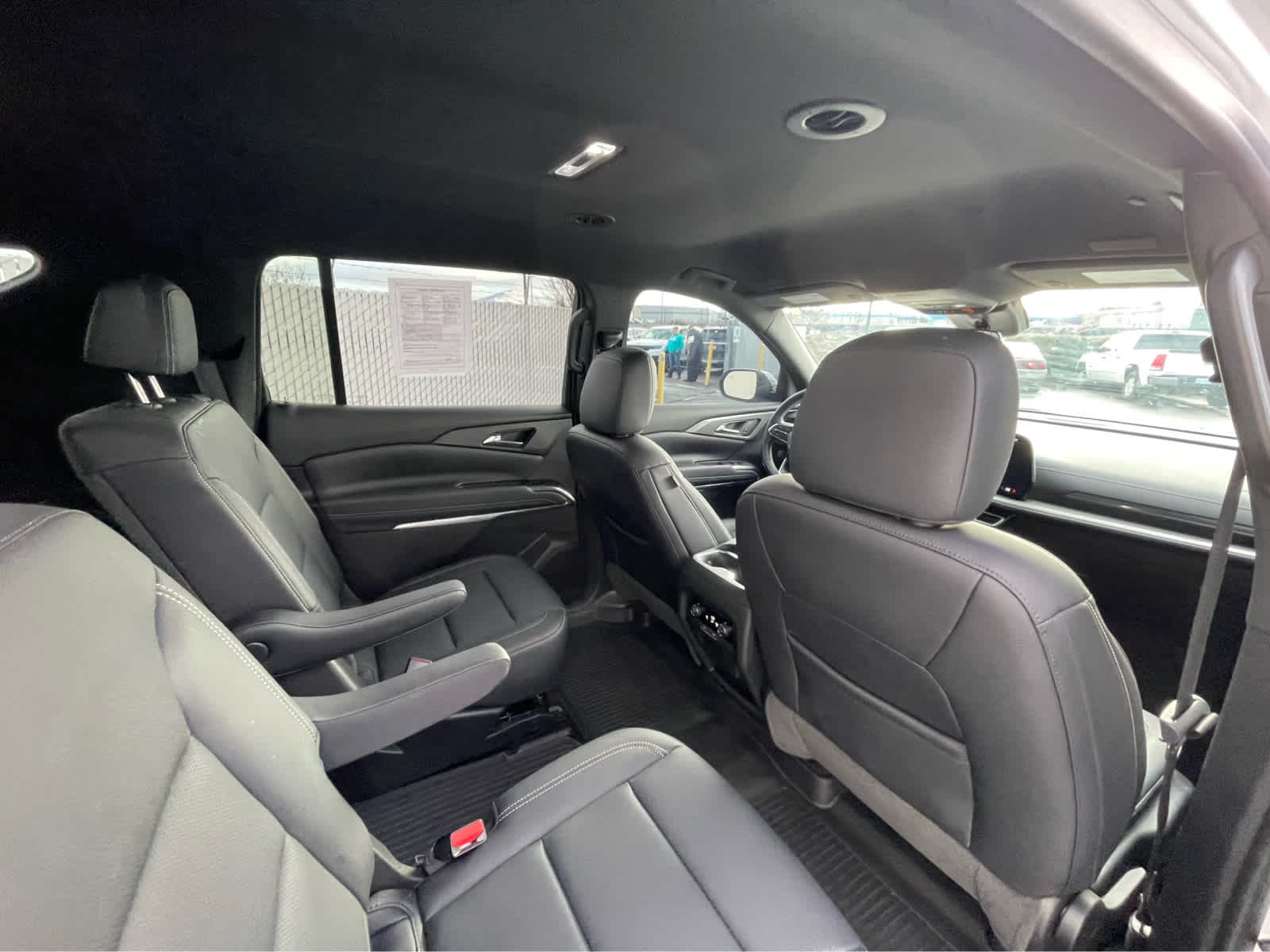 Thumbnail: 2025 Chevrolet Traverse - 23