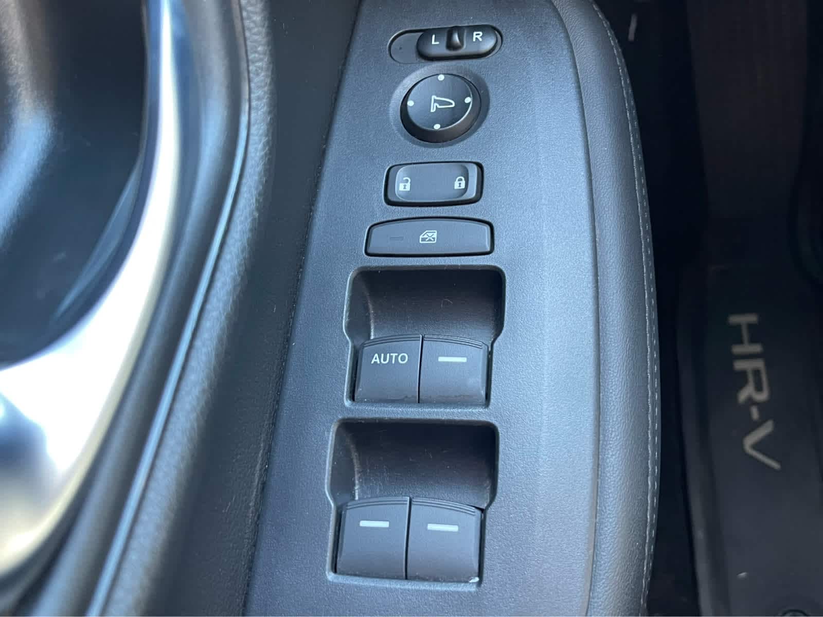 Thumbnail: 2025 Honda HR-V - 18