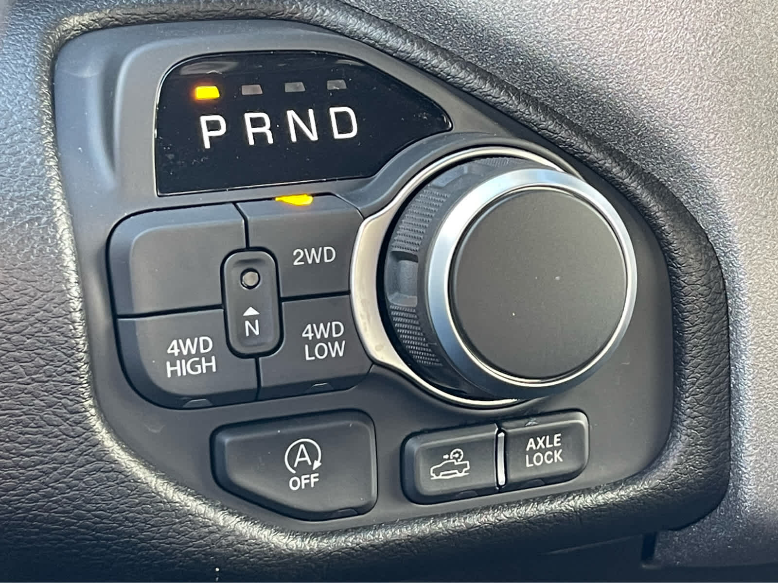 Thumbnail: 2026 RAM 1500 - 18