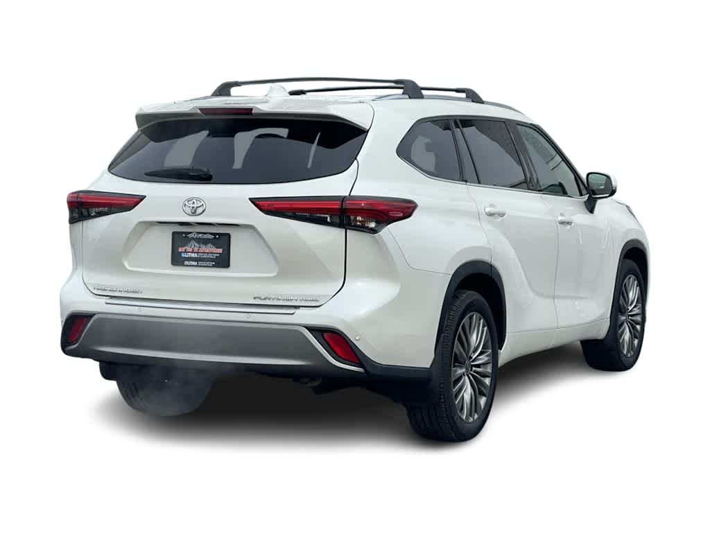 Thumbnail: 2021 Toyota Highlander - 7