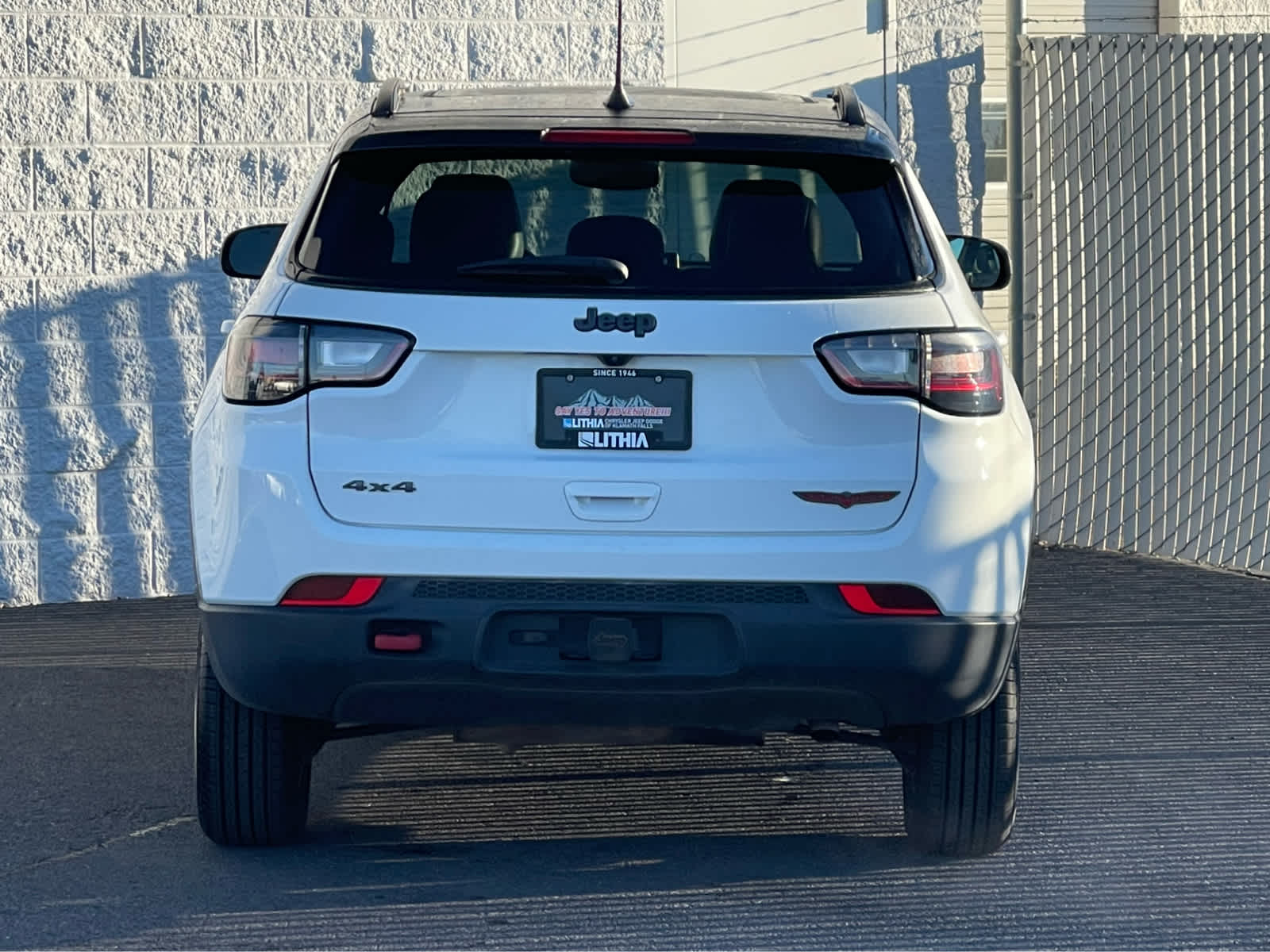 Thumbnail: 2022 Jeep Compass - 6