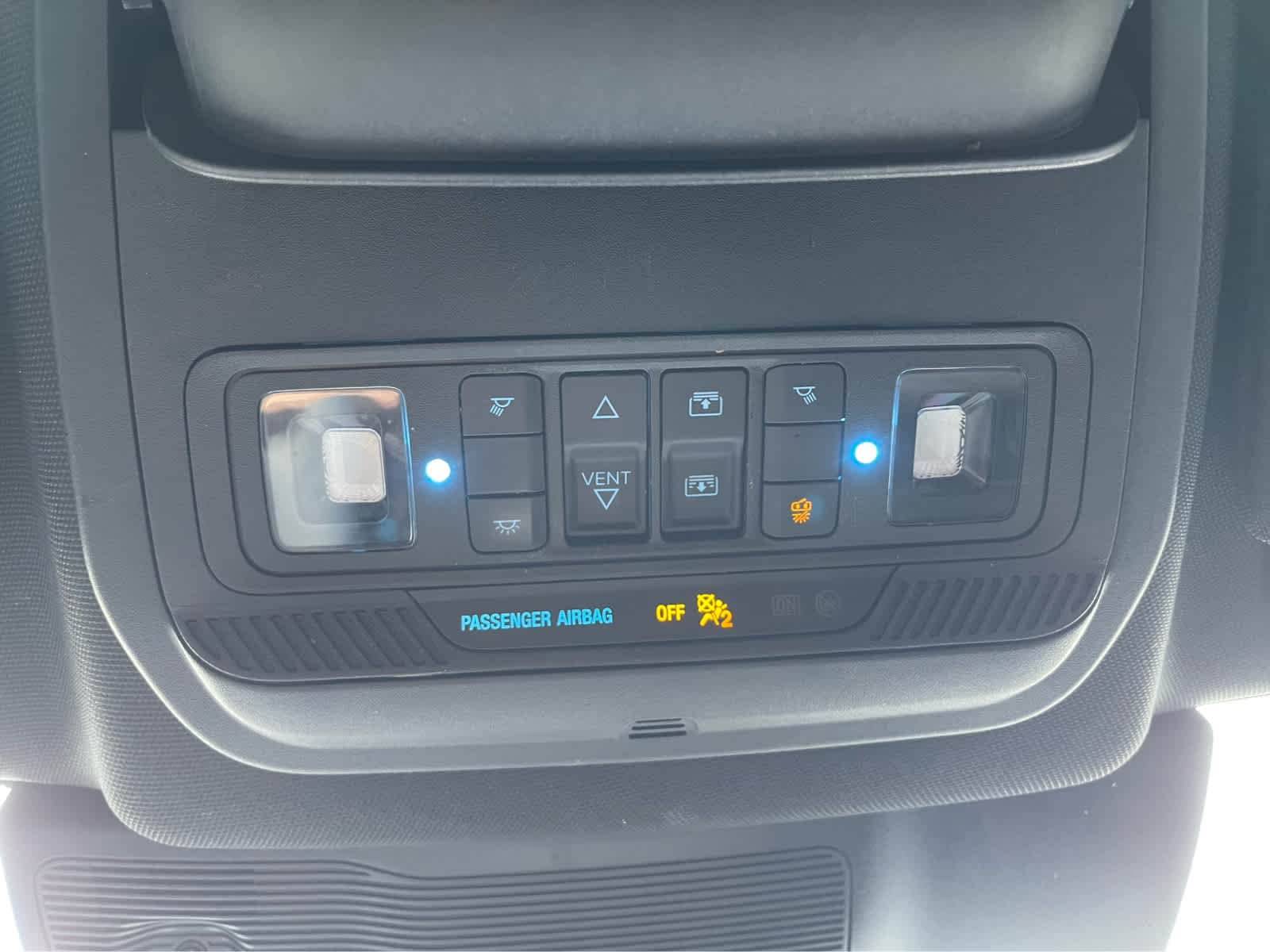 Thumbnail: 2022 Ford Explorer - 19