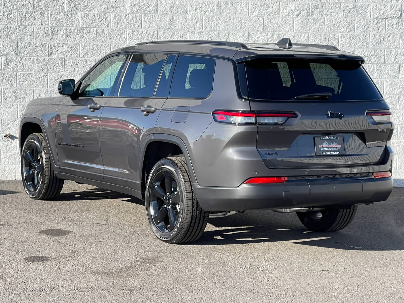 Thumbnail: 2025 Jeep Grand Cherokee - 3