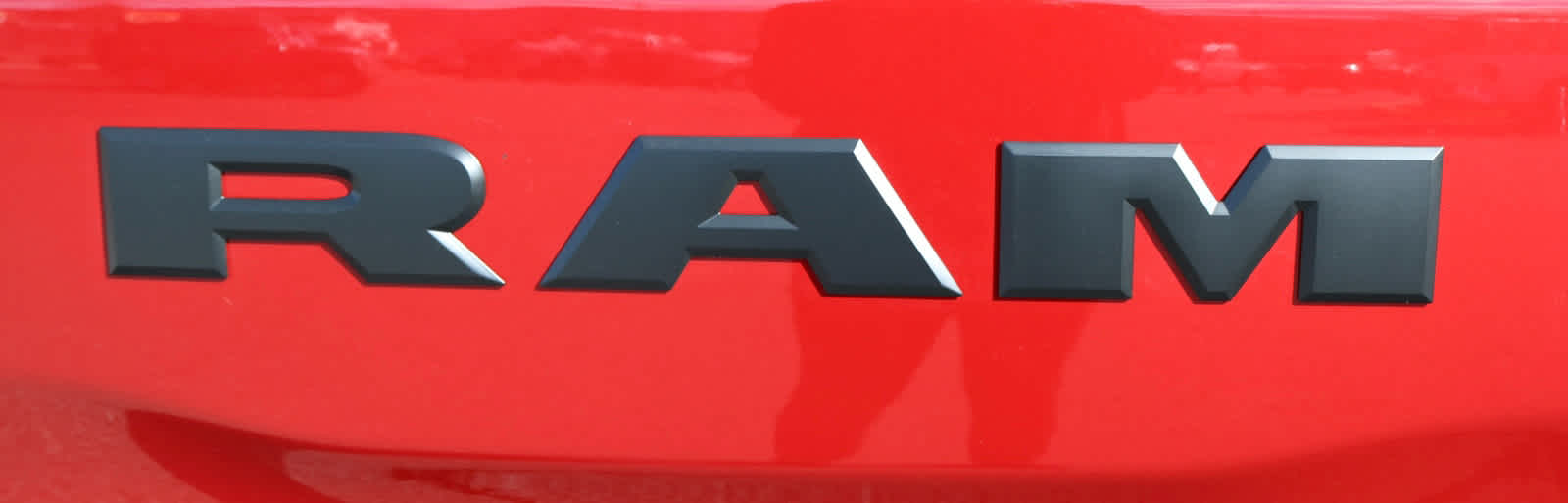 Thumbnail: 2026 RAM 1500 - 9