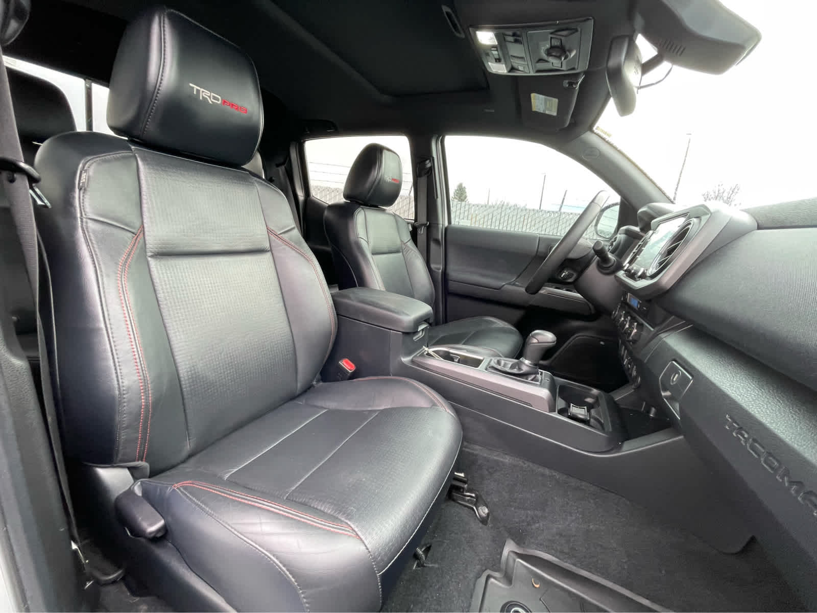 Thumbnail: 2022 Toyota Tacoma - 30