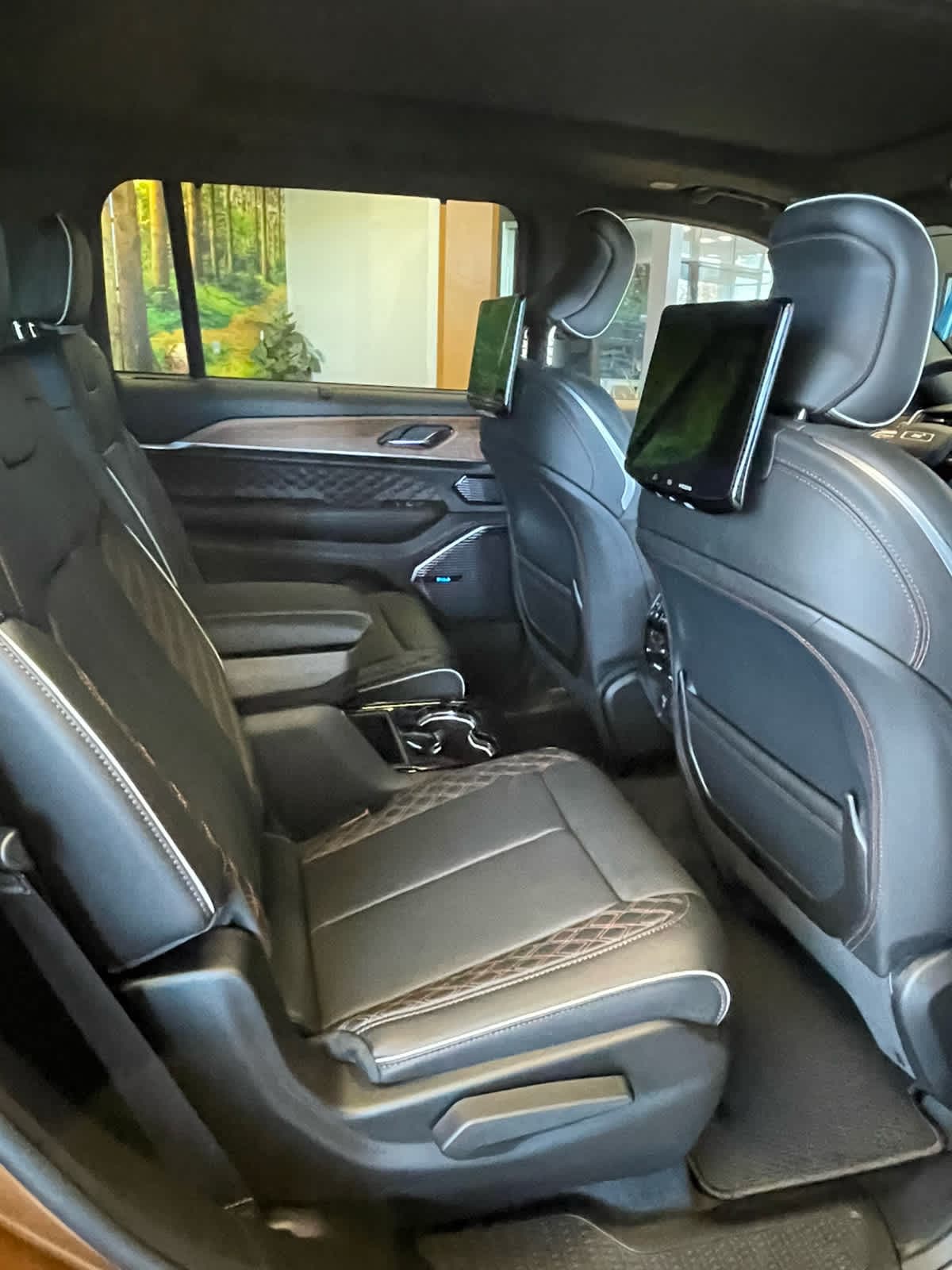Thumbnail: 2026 Jeep Grand Cherokee - 23