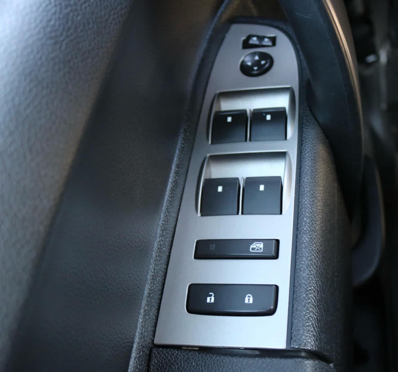 Thumbnail: 2014 Chevrolet Silverado 3500 - 22