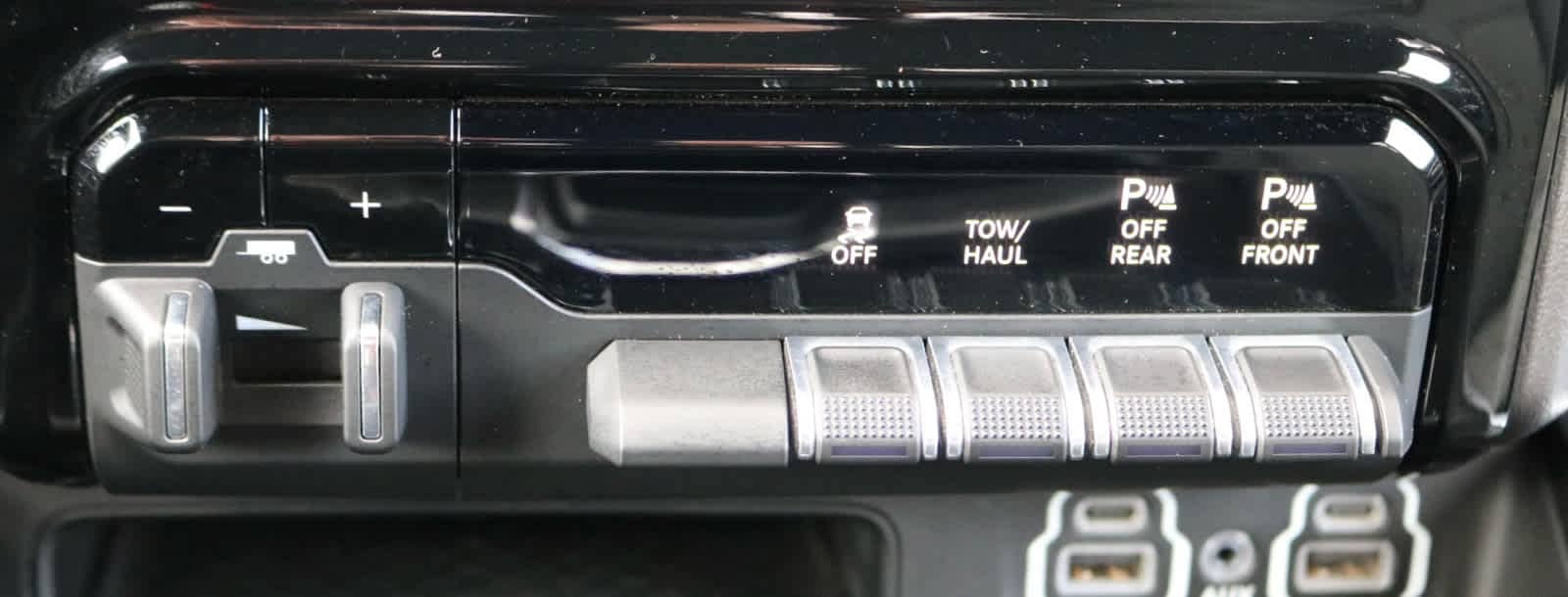 Thumbnail: 2024 RAM 1500 - 22