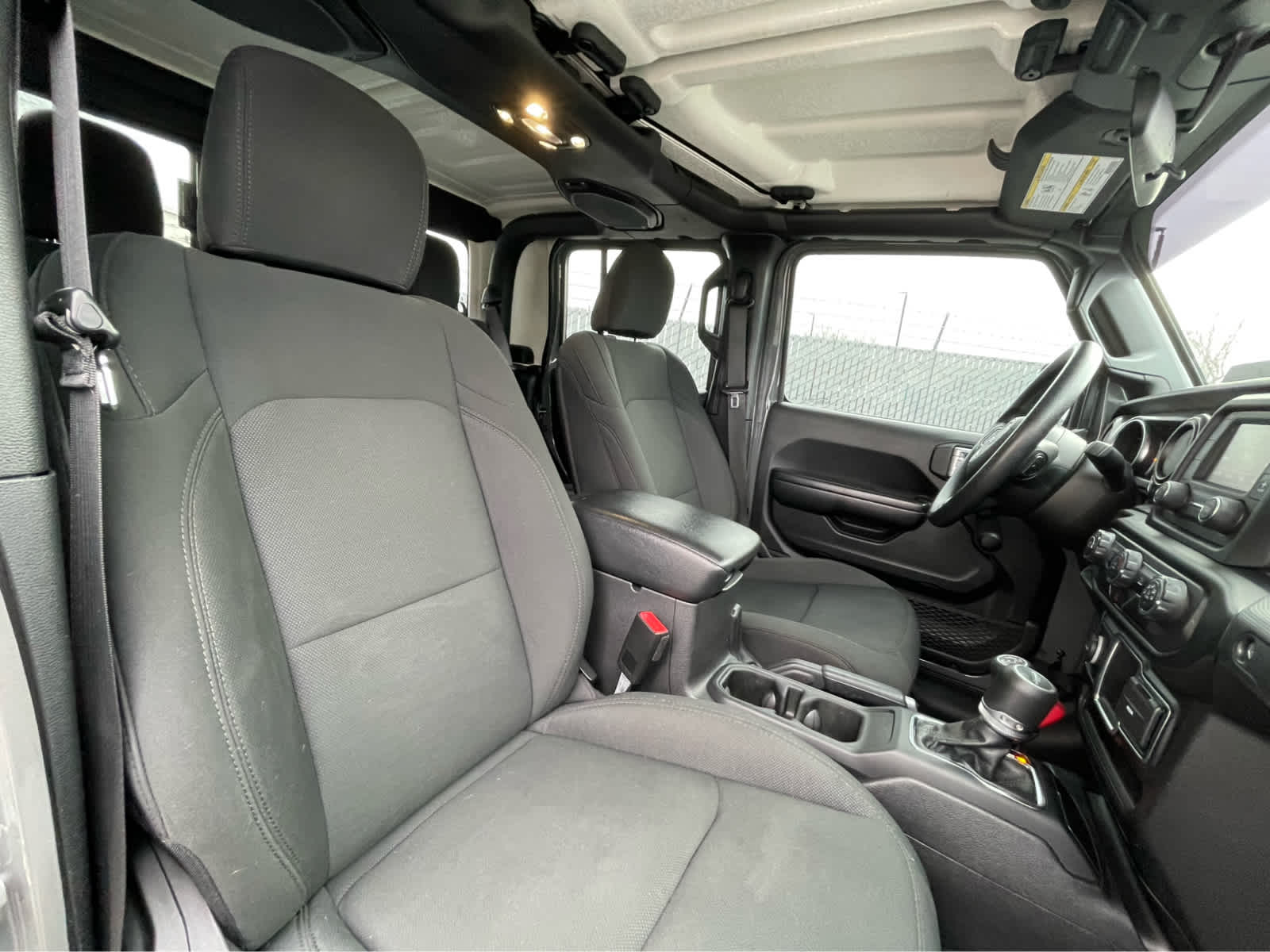 Thumbnail: 2021 Jeep Gladiator - 27