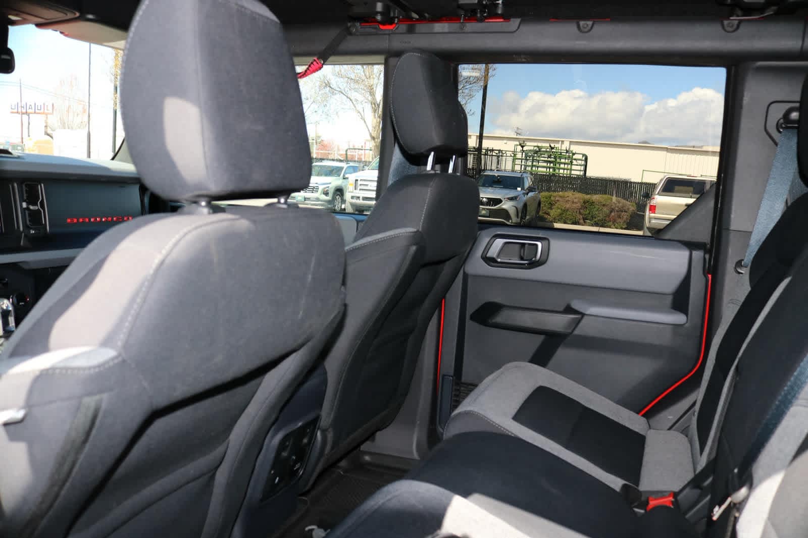 Thumbnail: 2023 Ford Bronco - 28