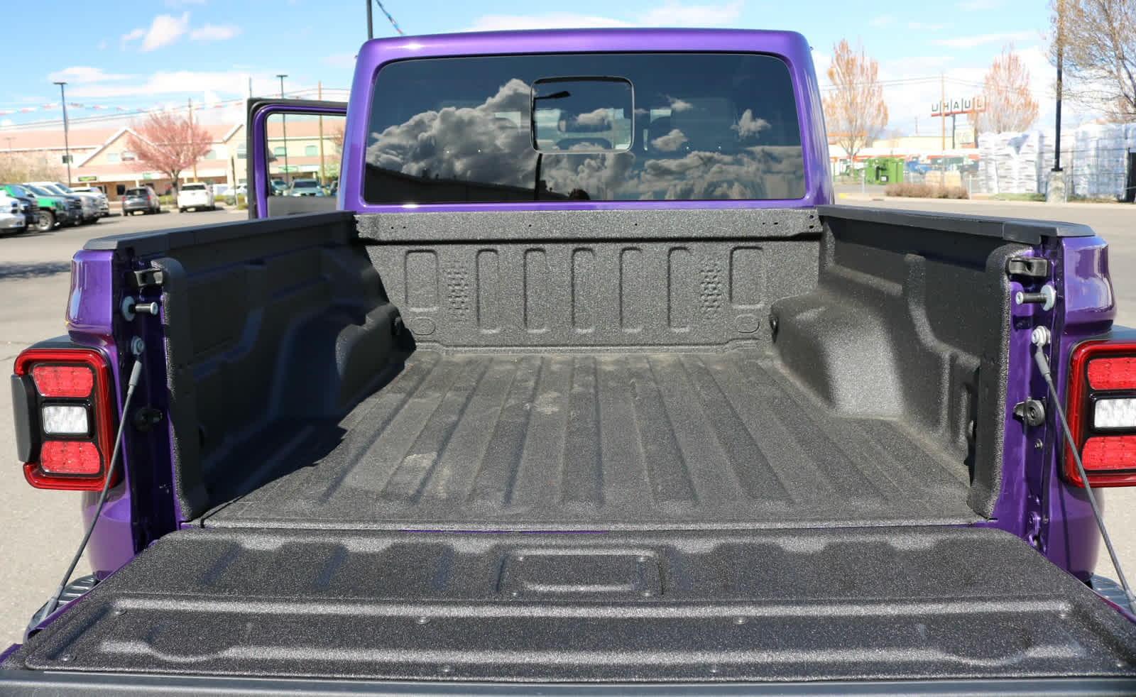 Thumbnail: 2026 Jeep Gladiator - 12