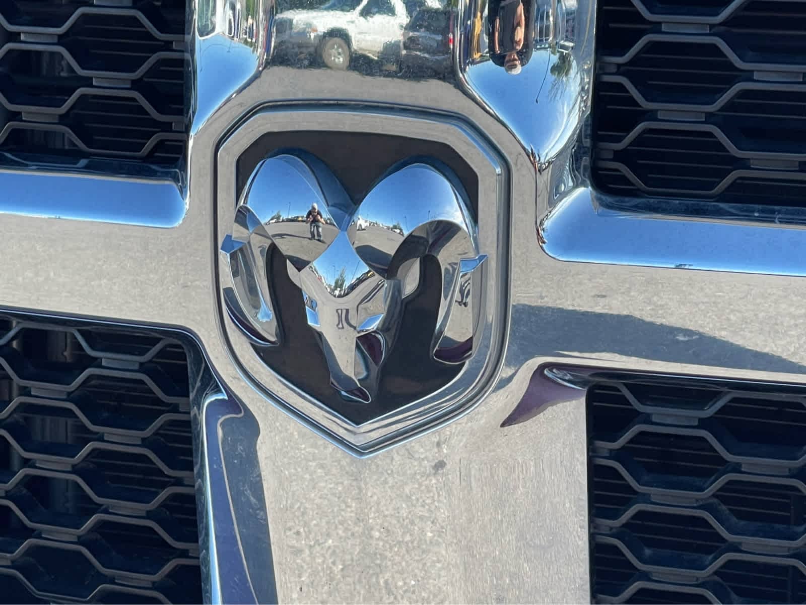 Thumbnail: 2019 RAM 1500 Classic - 8