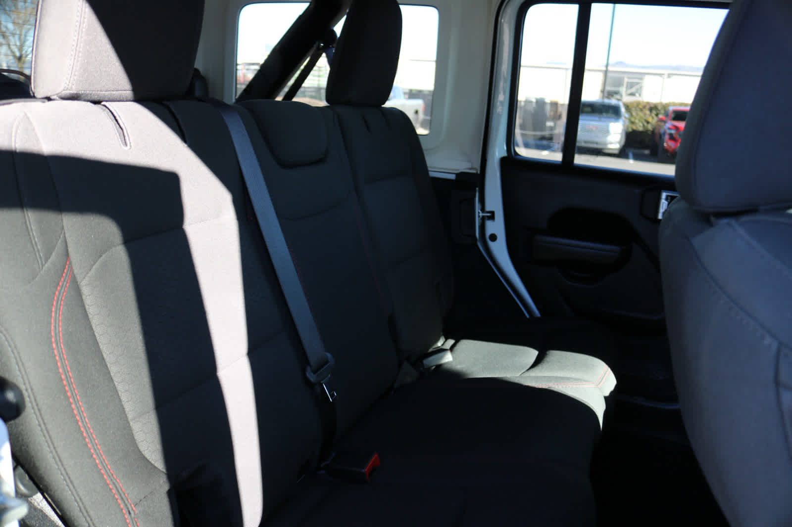 Thumbnail: 2023 Jeep Wrangler - 23