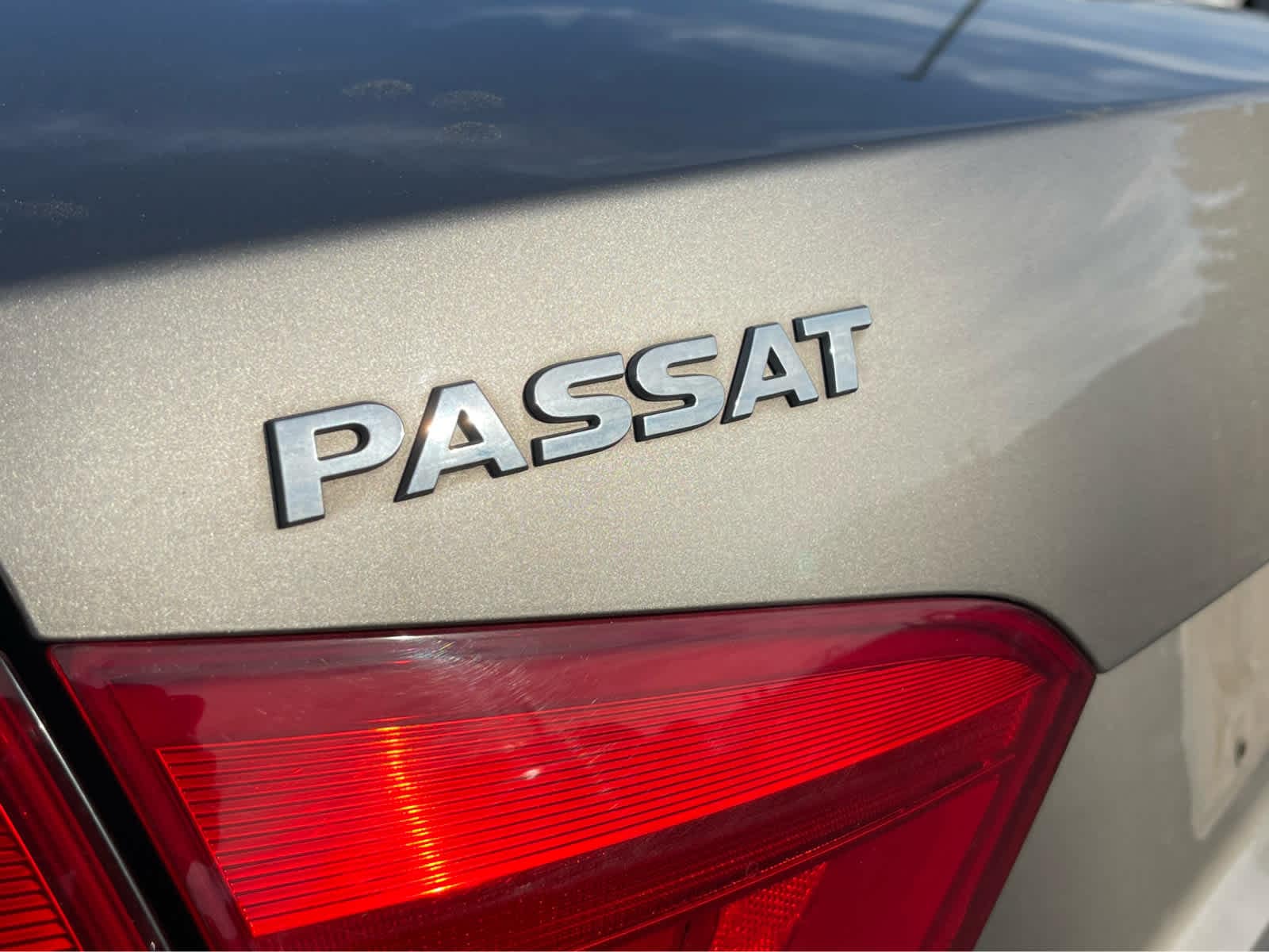 Thumbnail: 2015 Volkswagen Passat - 8