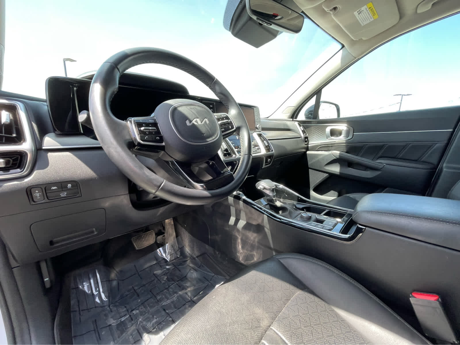 Used 2023 Kia Sorento SX with VIN 5XYRKDLF9PG164196 for sale in Klamath Falls, OR
