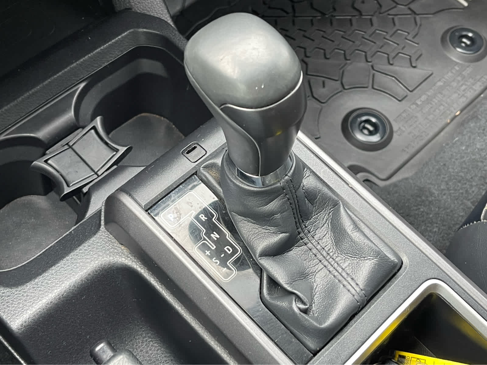 Thumbnail: 2022 Toyota Tacoma - 19