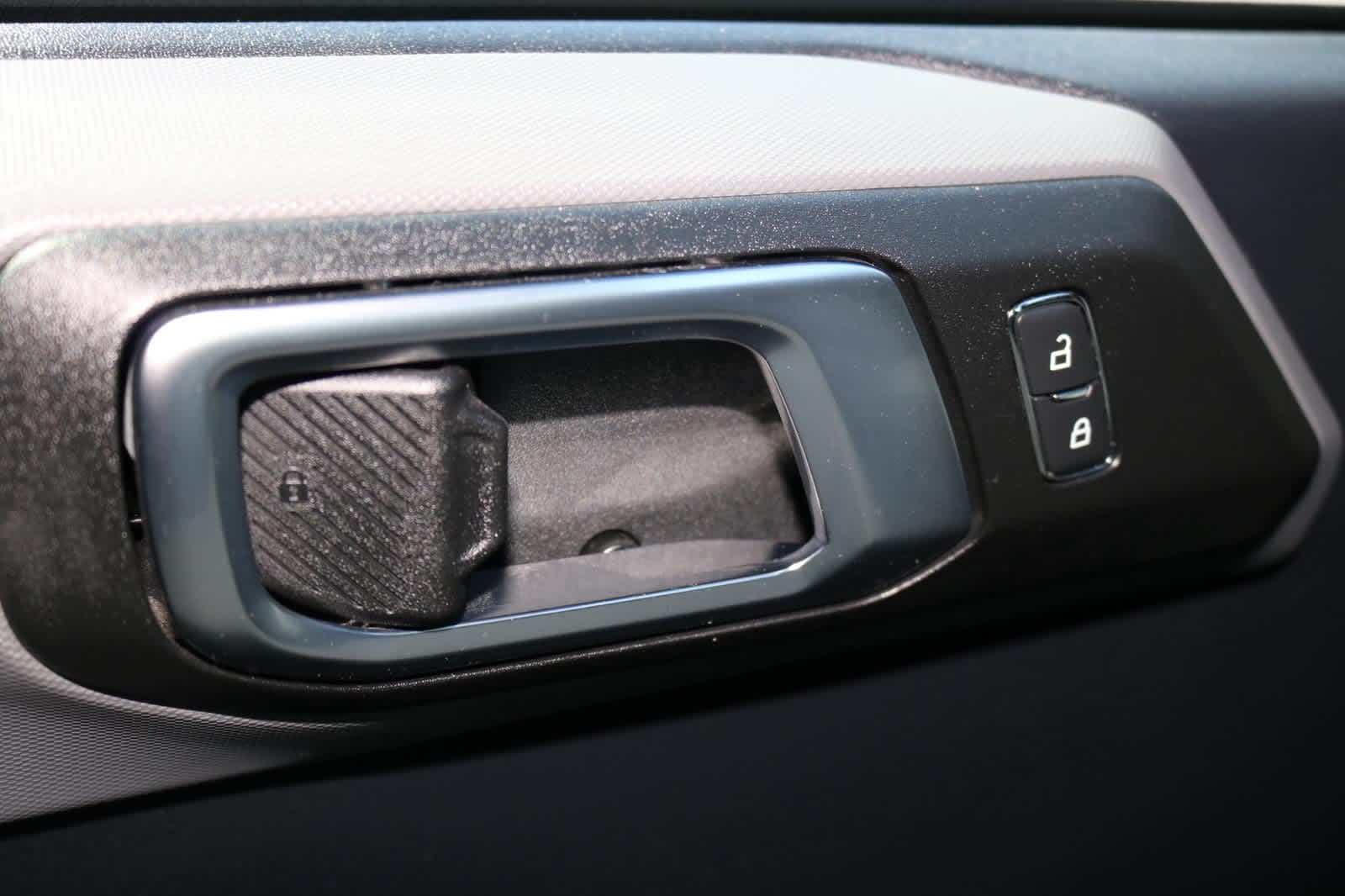 Thumbnail: 2022 Ford Bronco - 22