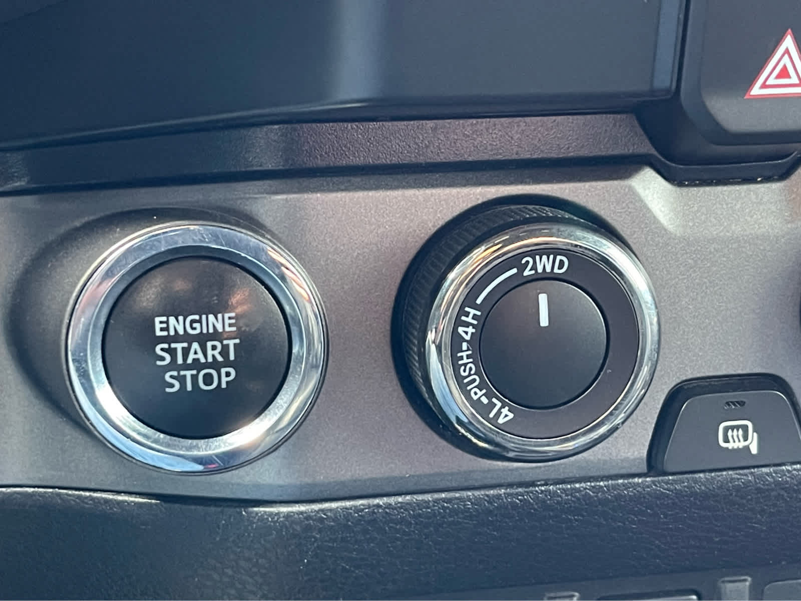 Thumbnail: 2019 Toyota Tacoma - 18