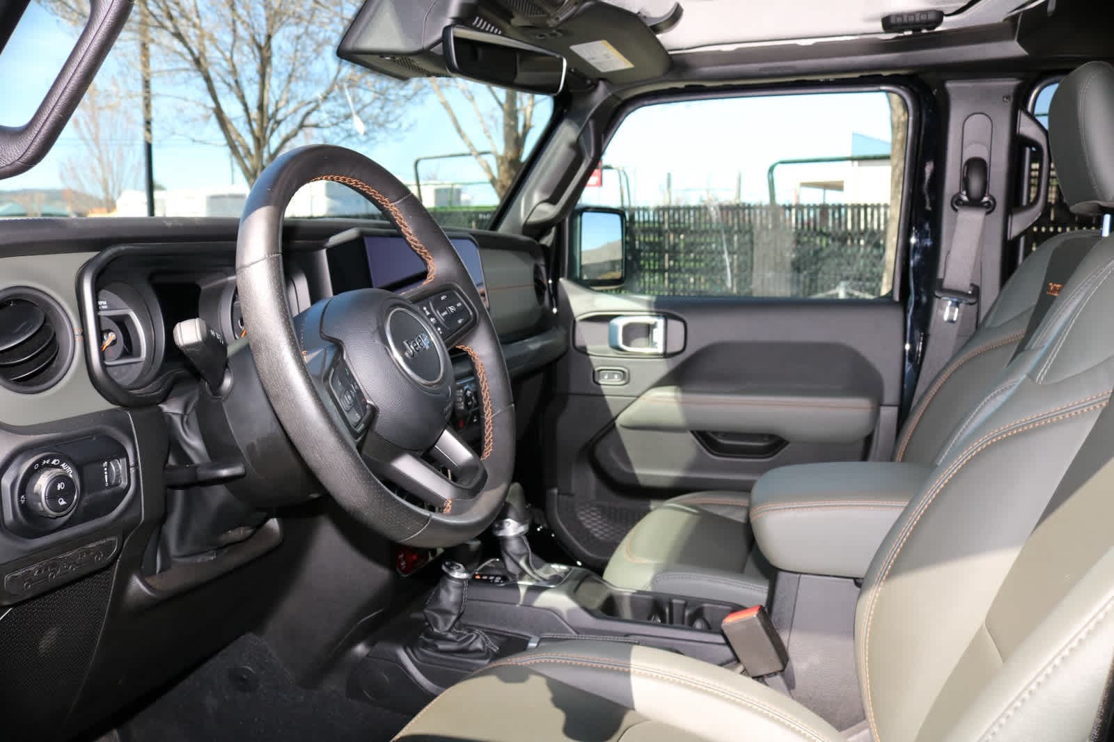 Thumbnail: 2024 Jeep Gladiator - 7