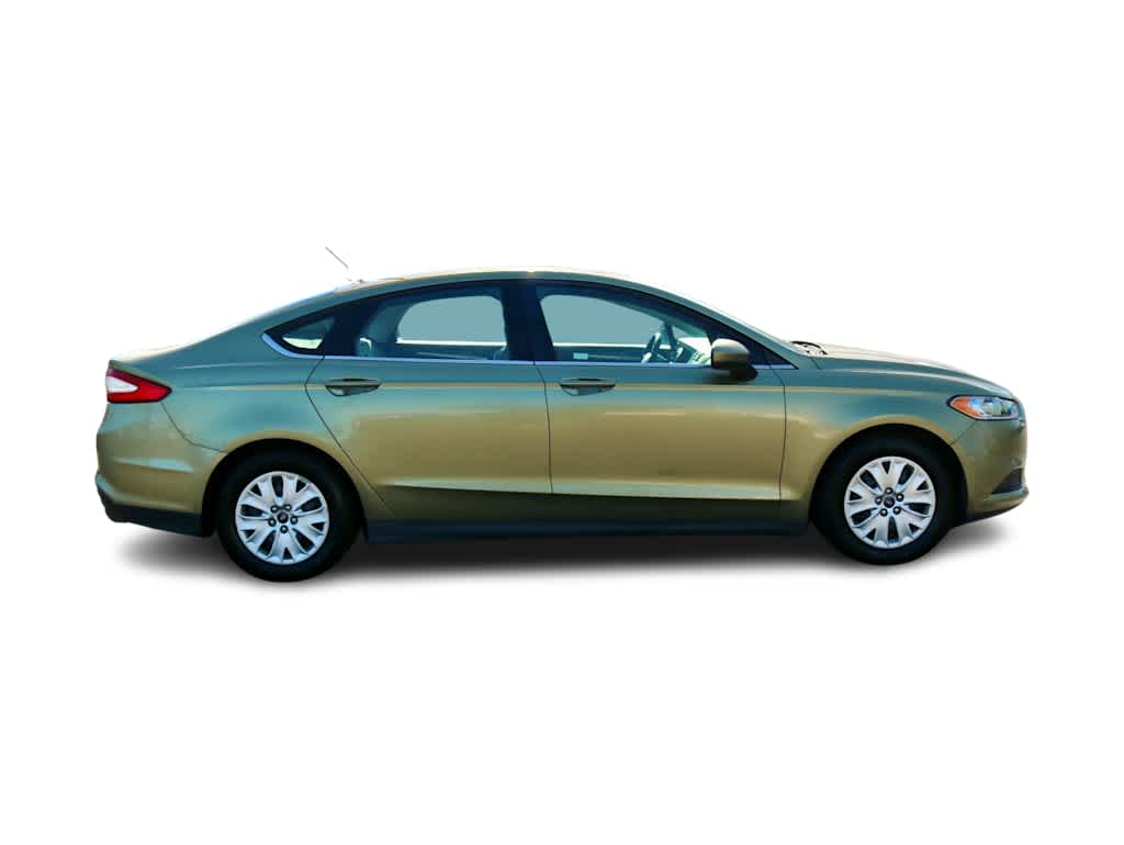 Thumbnail: 2013 Ford Fusion - 4