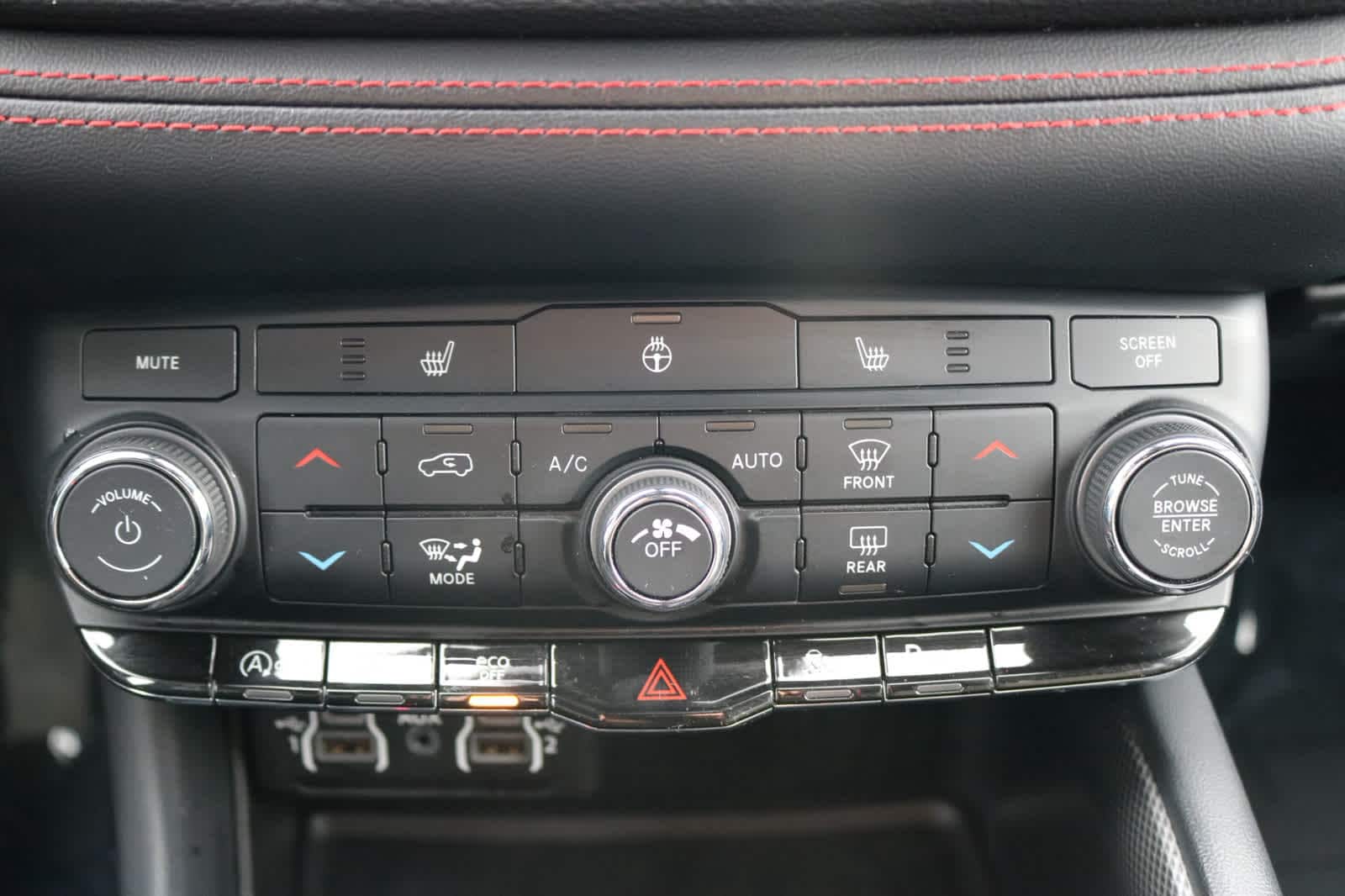 Thumbnail: 2023 Dodge Durango - 17