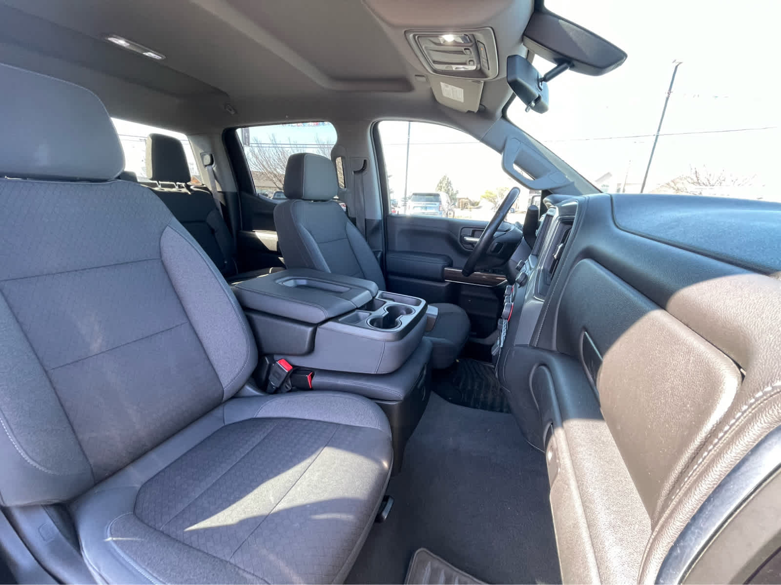 Thumbnail: 2019 Chevrolet Silverado 1500 - 25