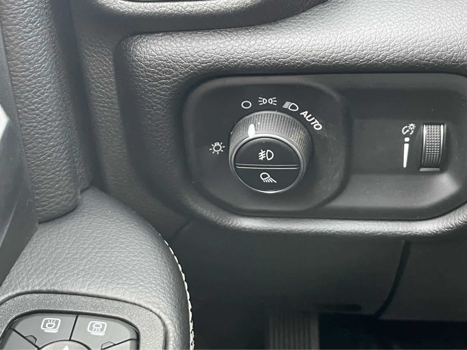 Thumbnail: 2026 RAM 2500 - 19