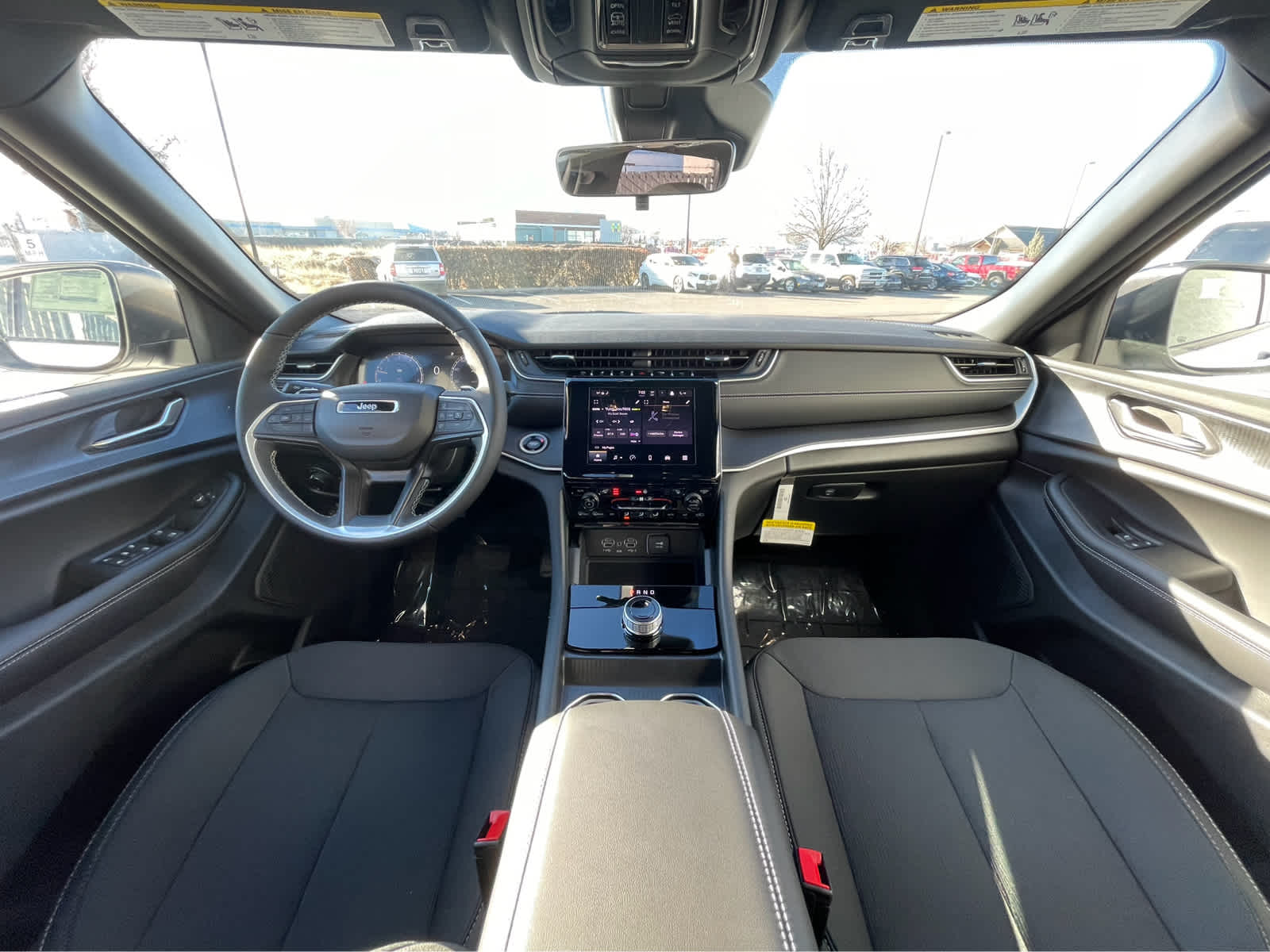Thumbnail: 2025 Jeep Grand Cherokee - 15