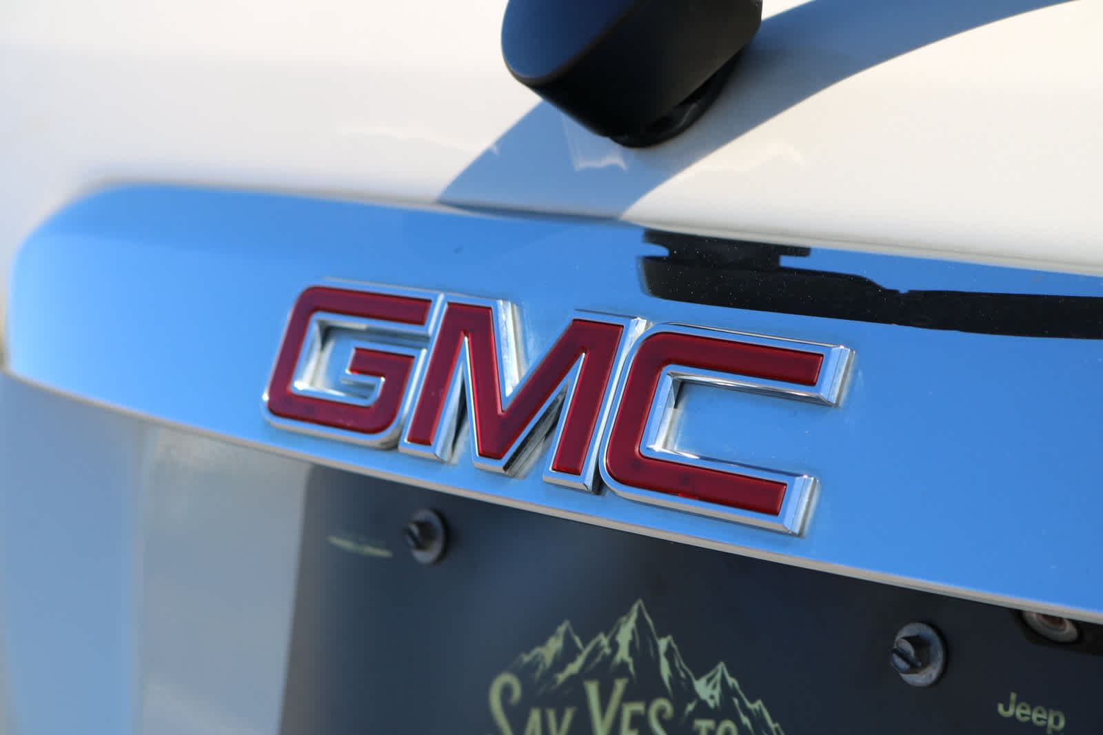 Thumbnail: 2015 GMC Acadia - 12